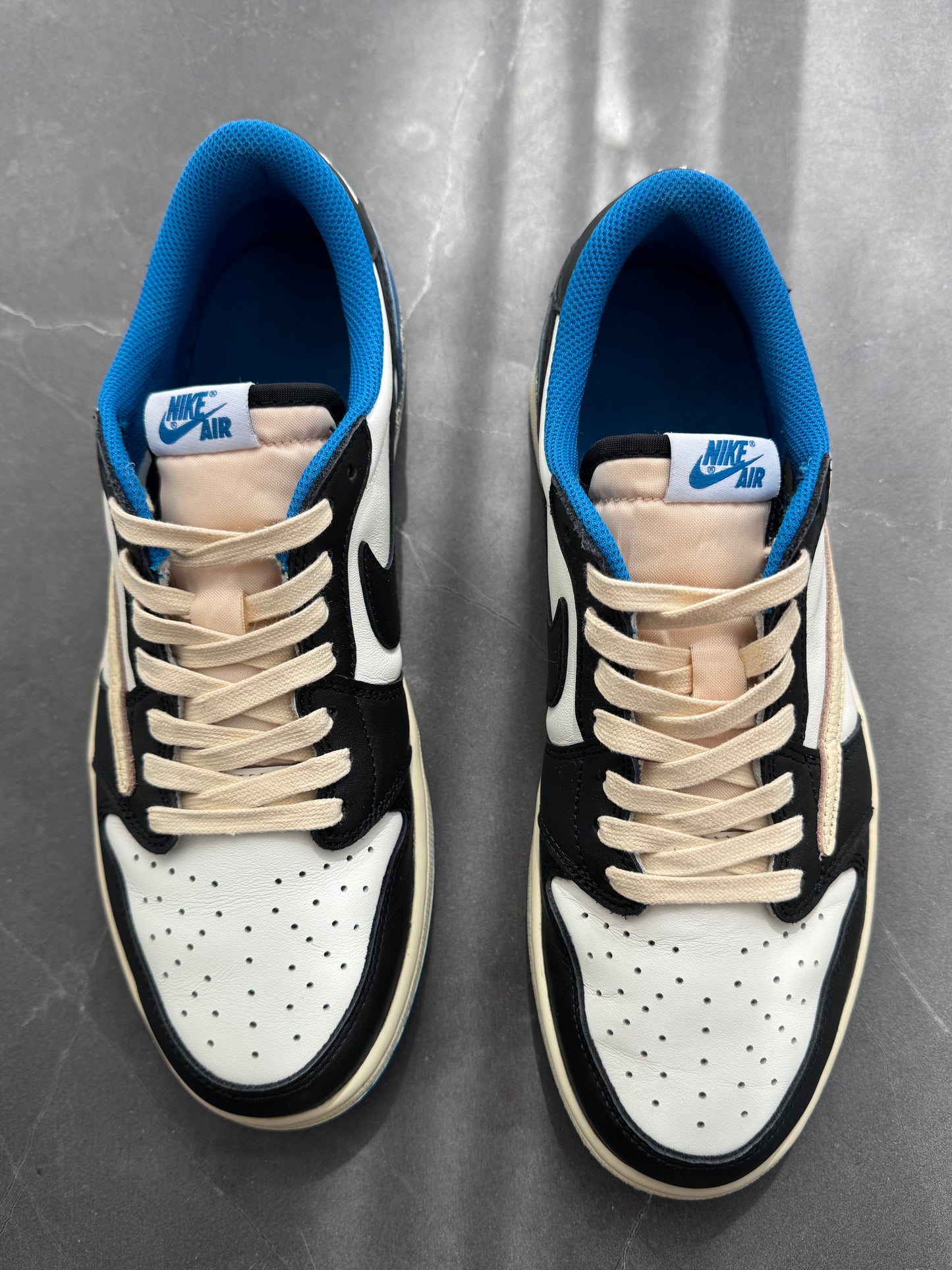 Air Jordan 1 Low Travis Scott Fragment Design US9.5
