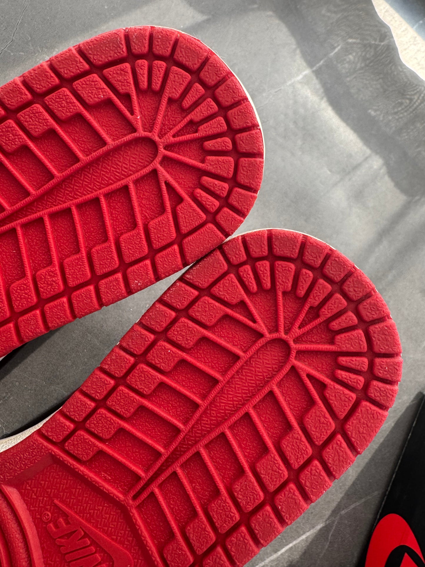 Air Jordan 1 High Bred Sample
