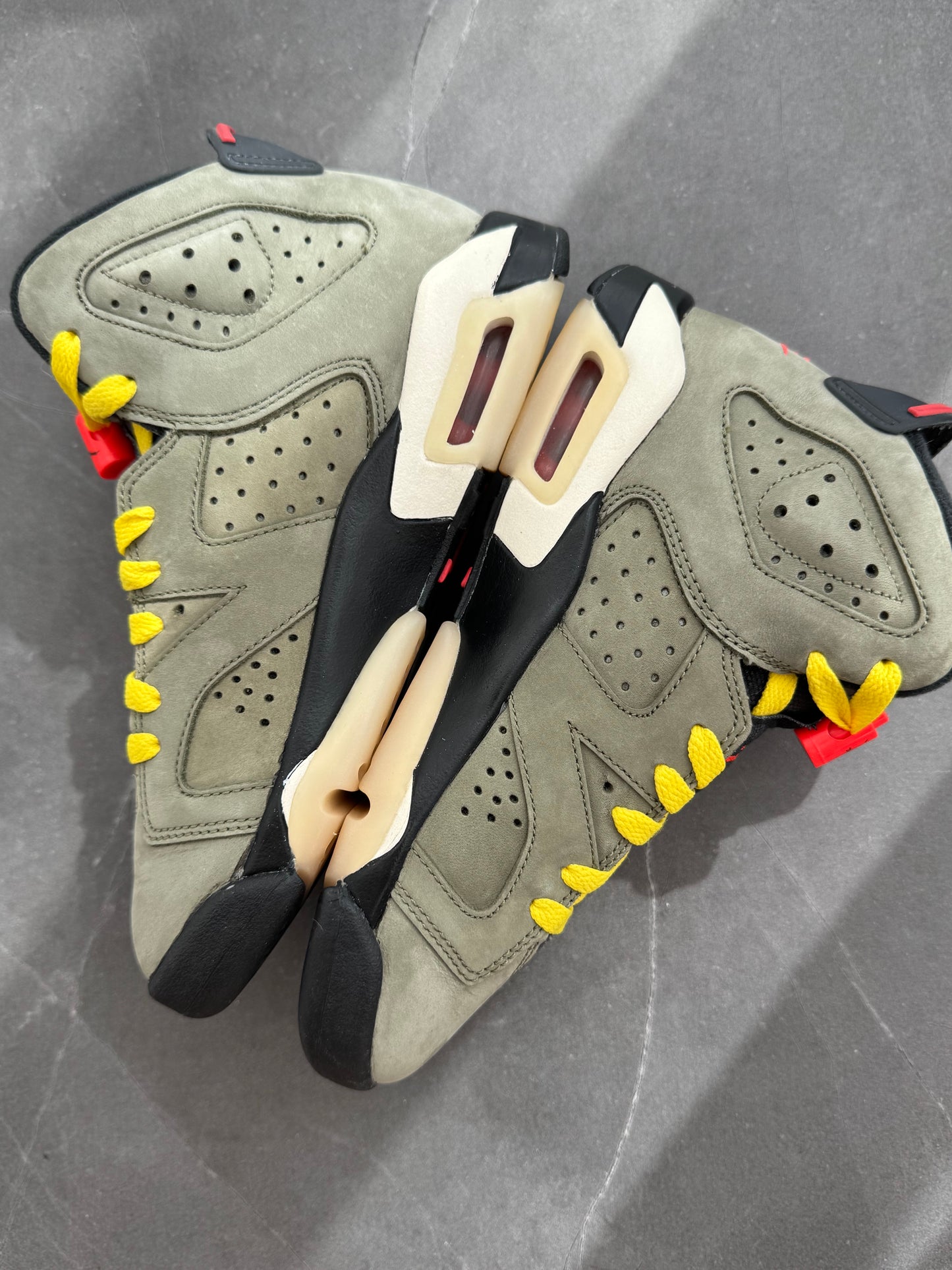 Air Jordan 6 Travis Scott Olive US4