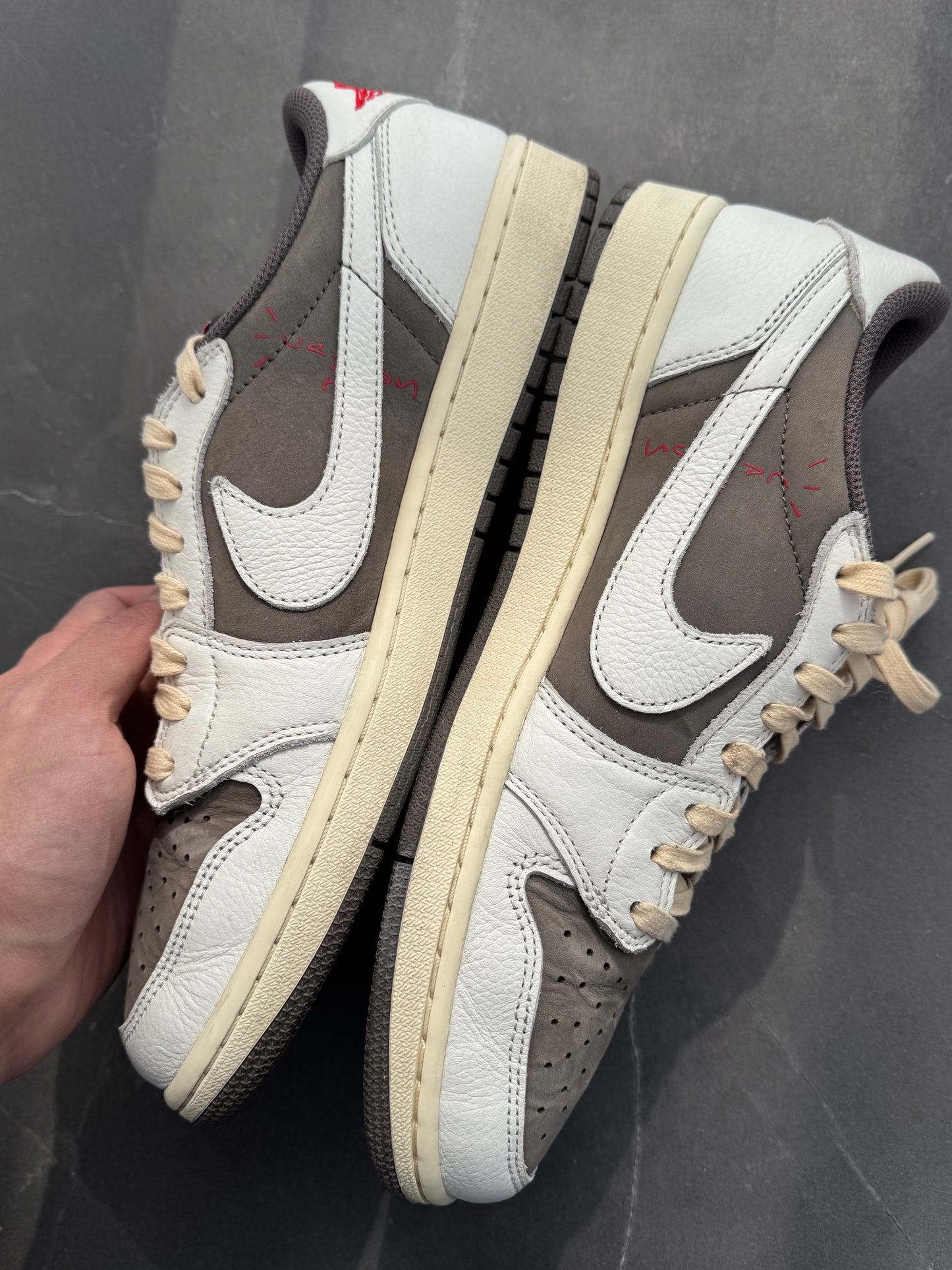 Air Jordan 1 Low Travis Scott Reverse Mocha