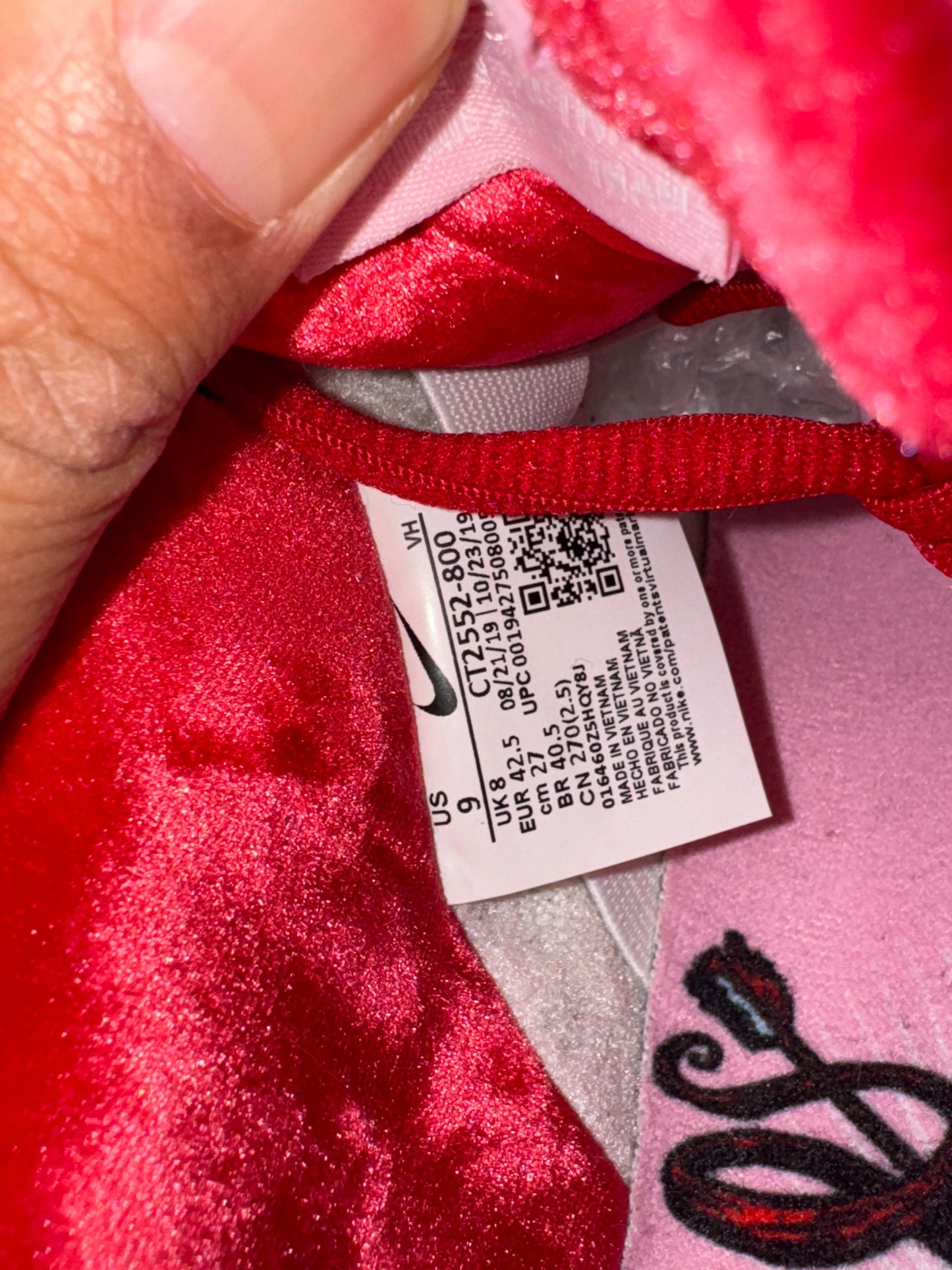 Dunk Low Pro SB Strange Love US9