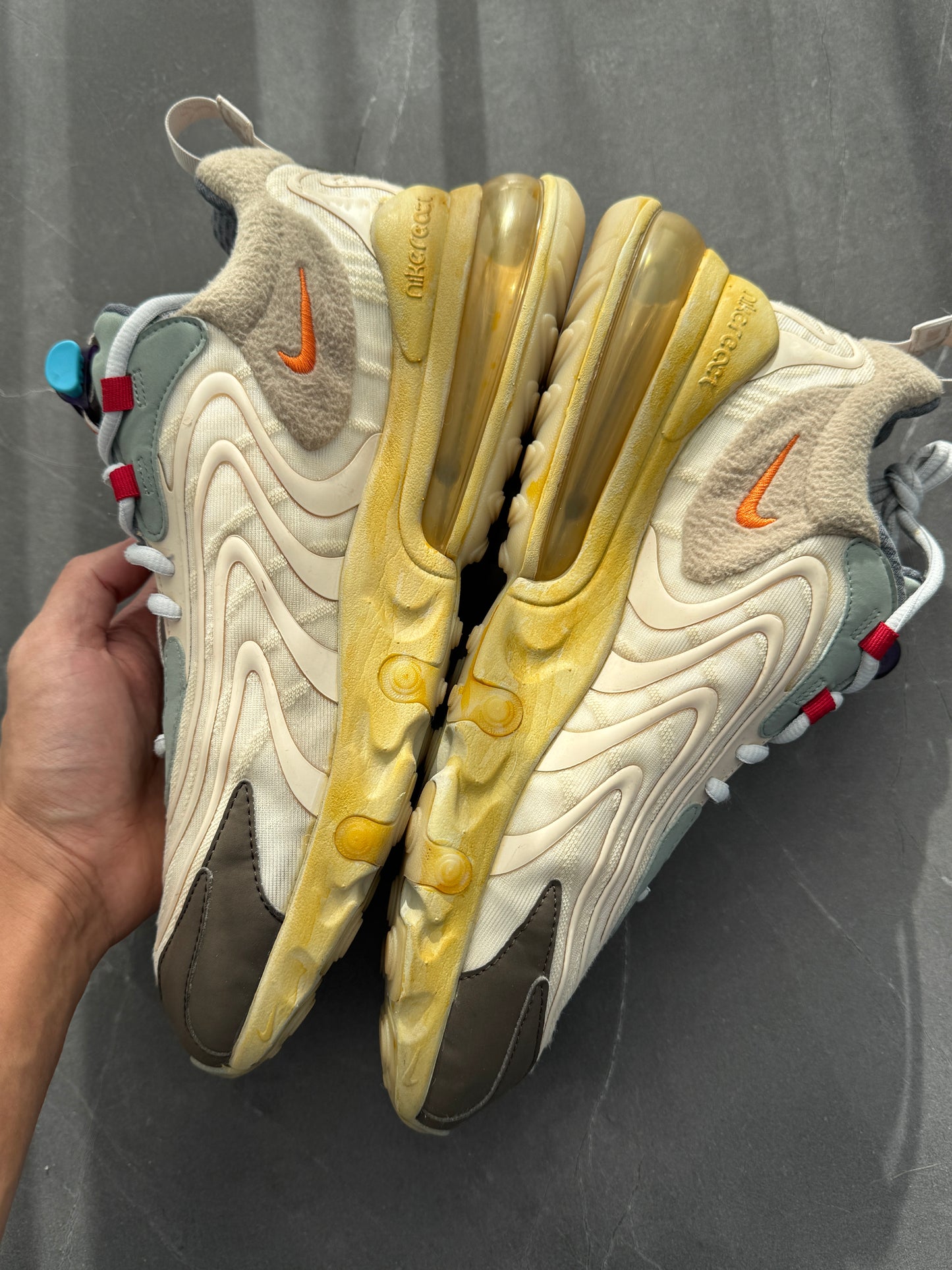 Air Max 270 React ENG Travis Scott Trails