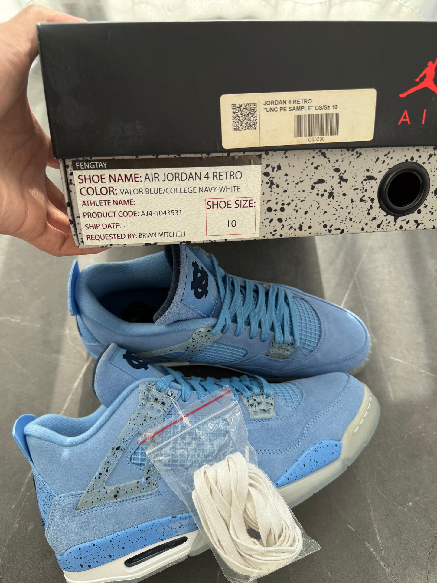 Air Jordan 4 UNC PE 2019 US10