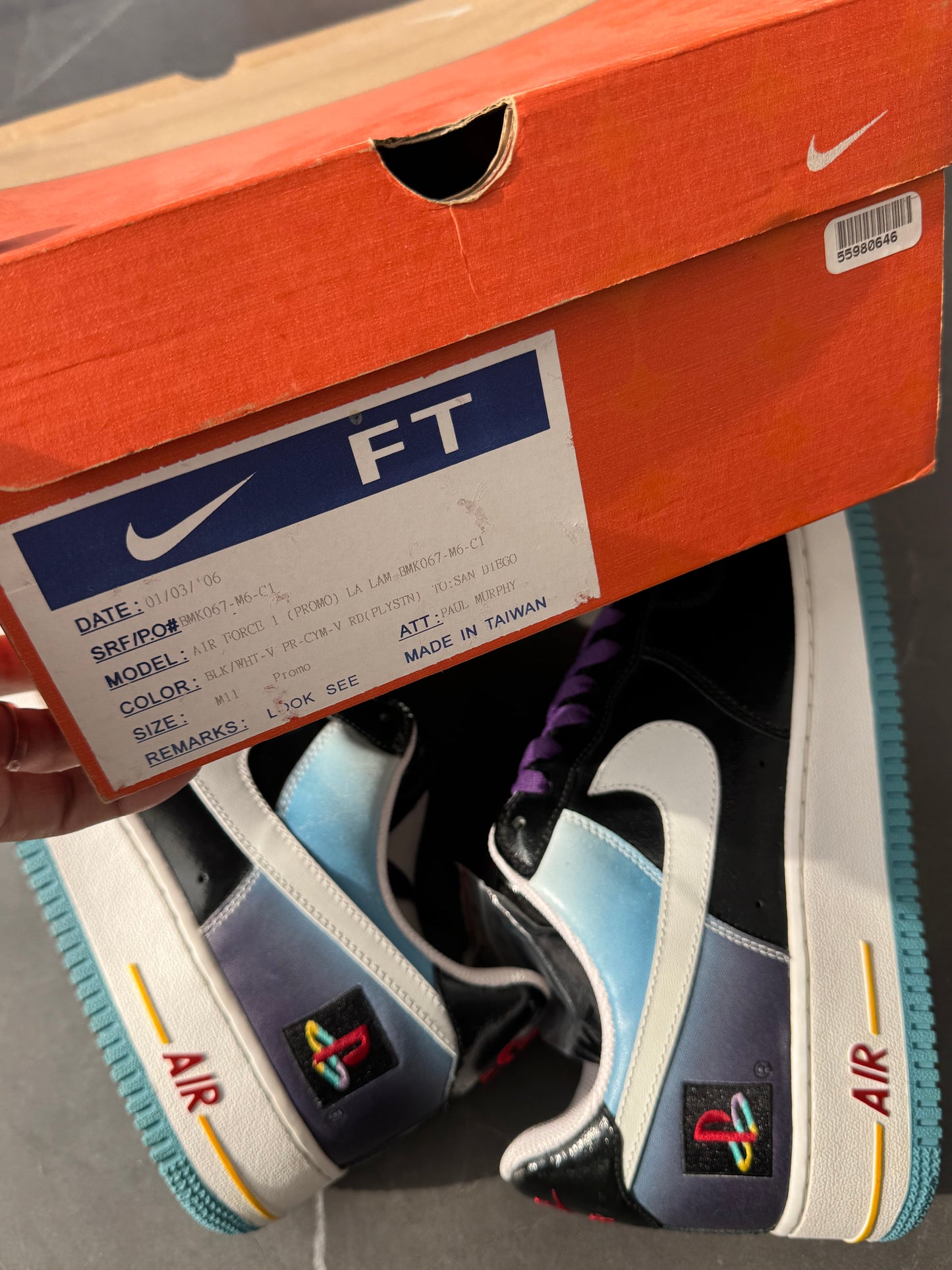 Air Force 1 Low PlayStation Friends & Family US11