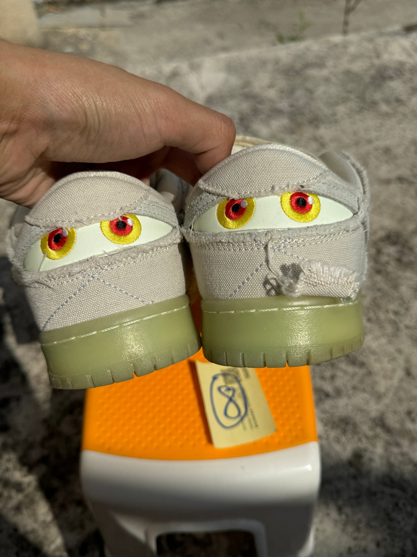 8️⃣ Dunk Low Pro SB Mummy US10.5