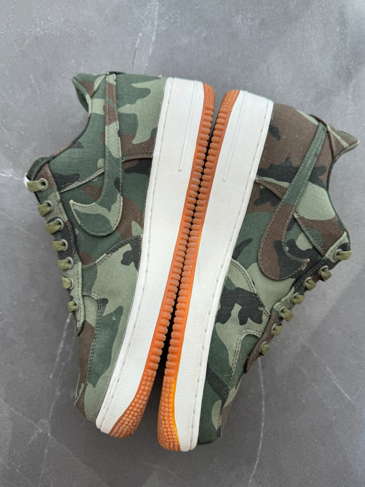 Air Force 1 Low Supreme Camo 2012 US9