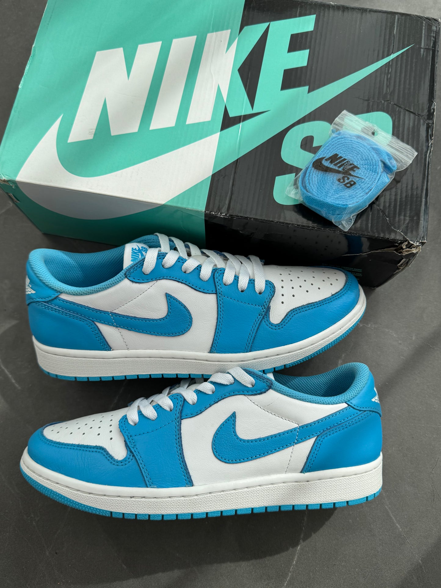 Air Jordan 1 Low SB UNC US8
