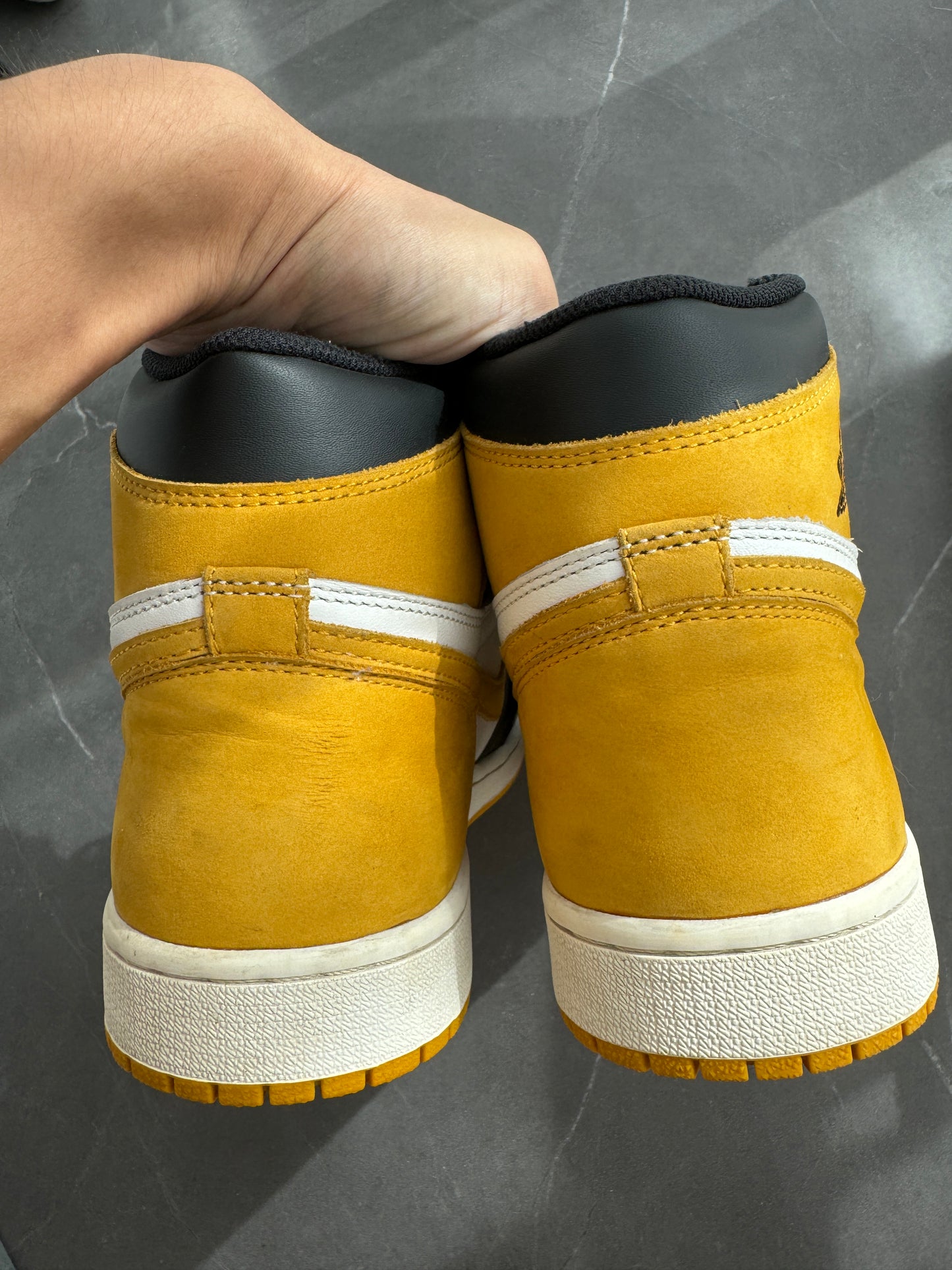 Air Jordan 1 High Yellow Ochre