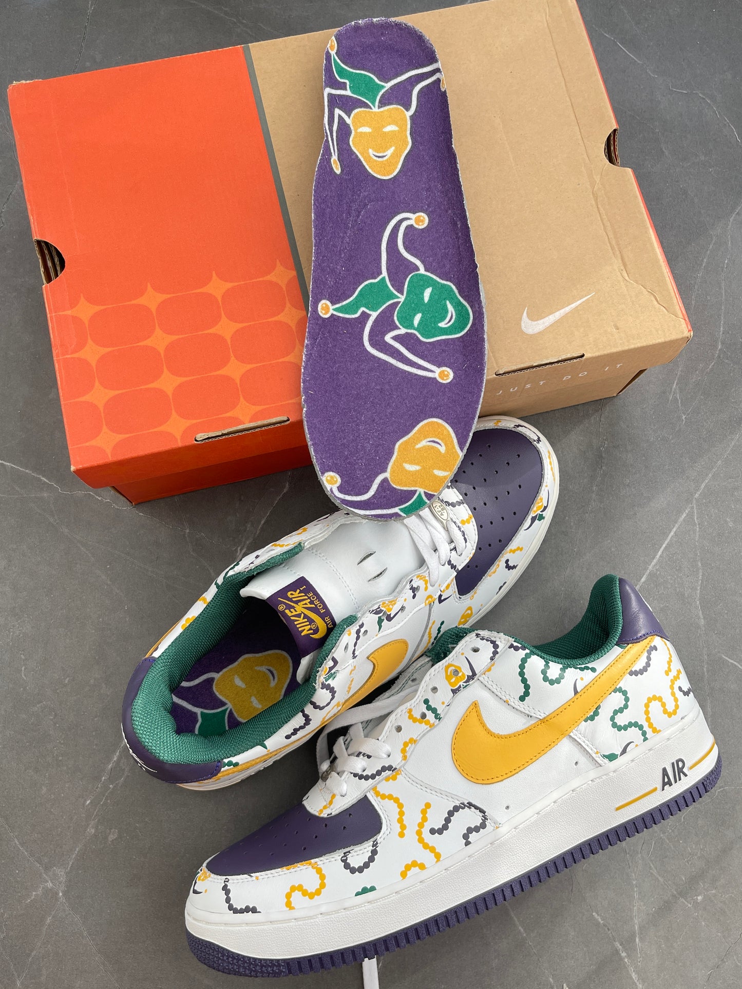 Air Force 1 Low Mardi Gras 2004