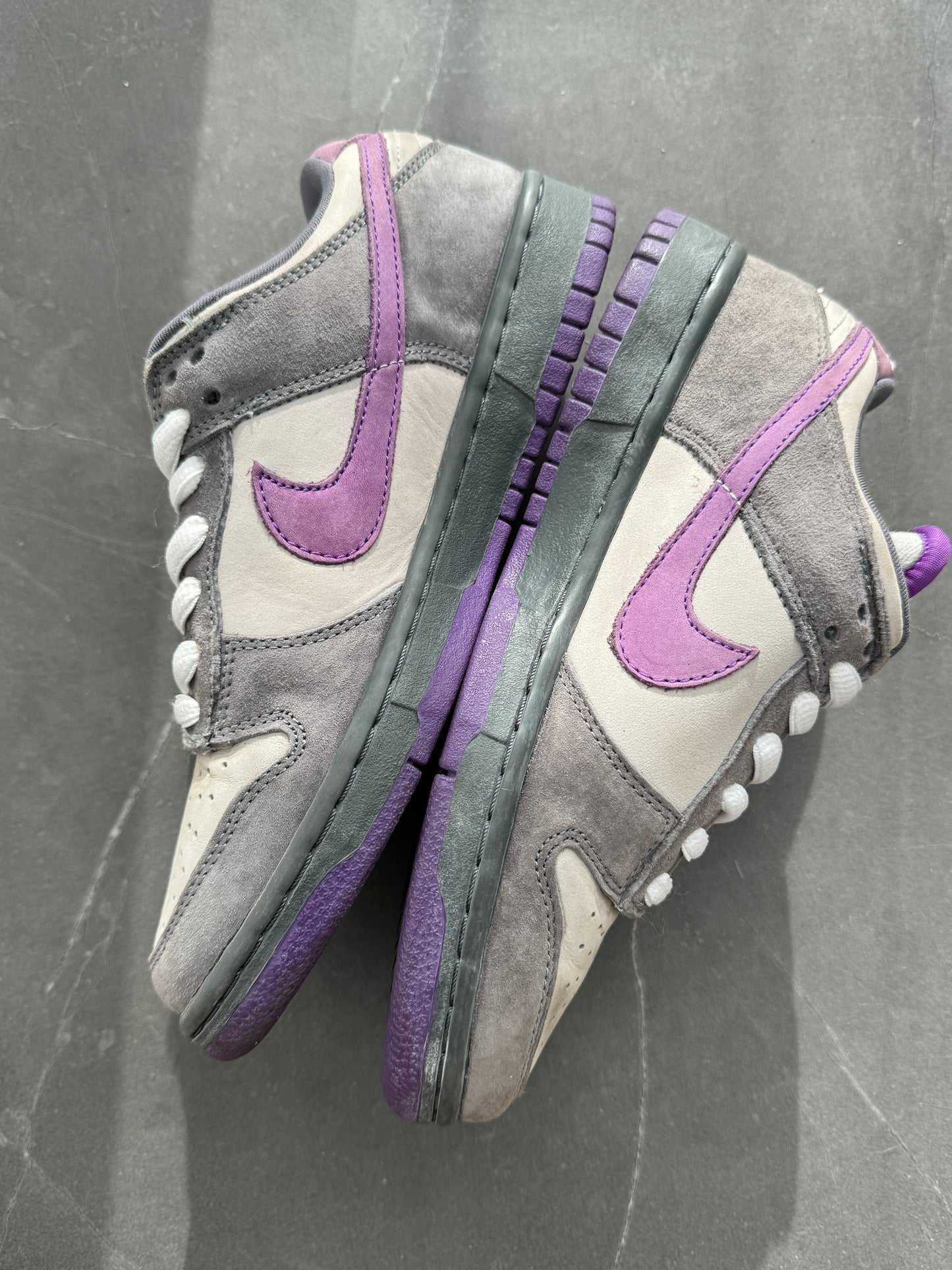 Dunk Low Pro SB Purple Pigeon US6.5