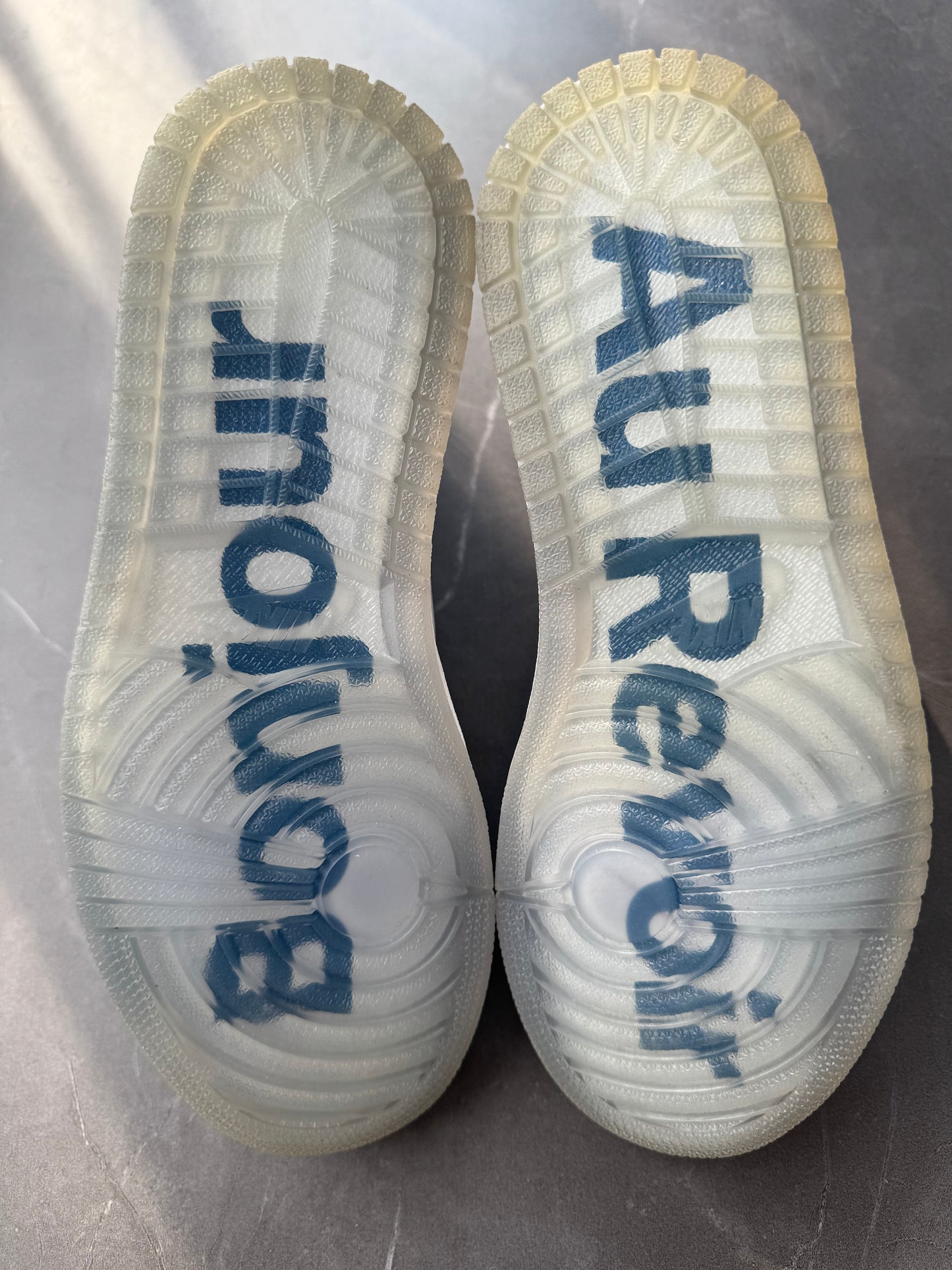 Air Jordan 1 High Colette Friends & Family