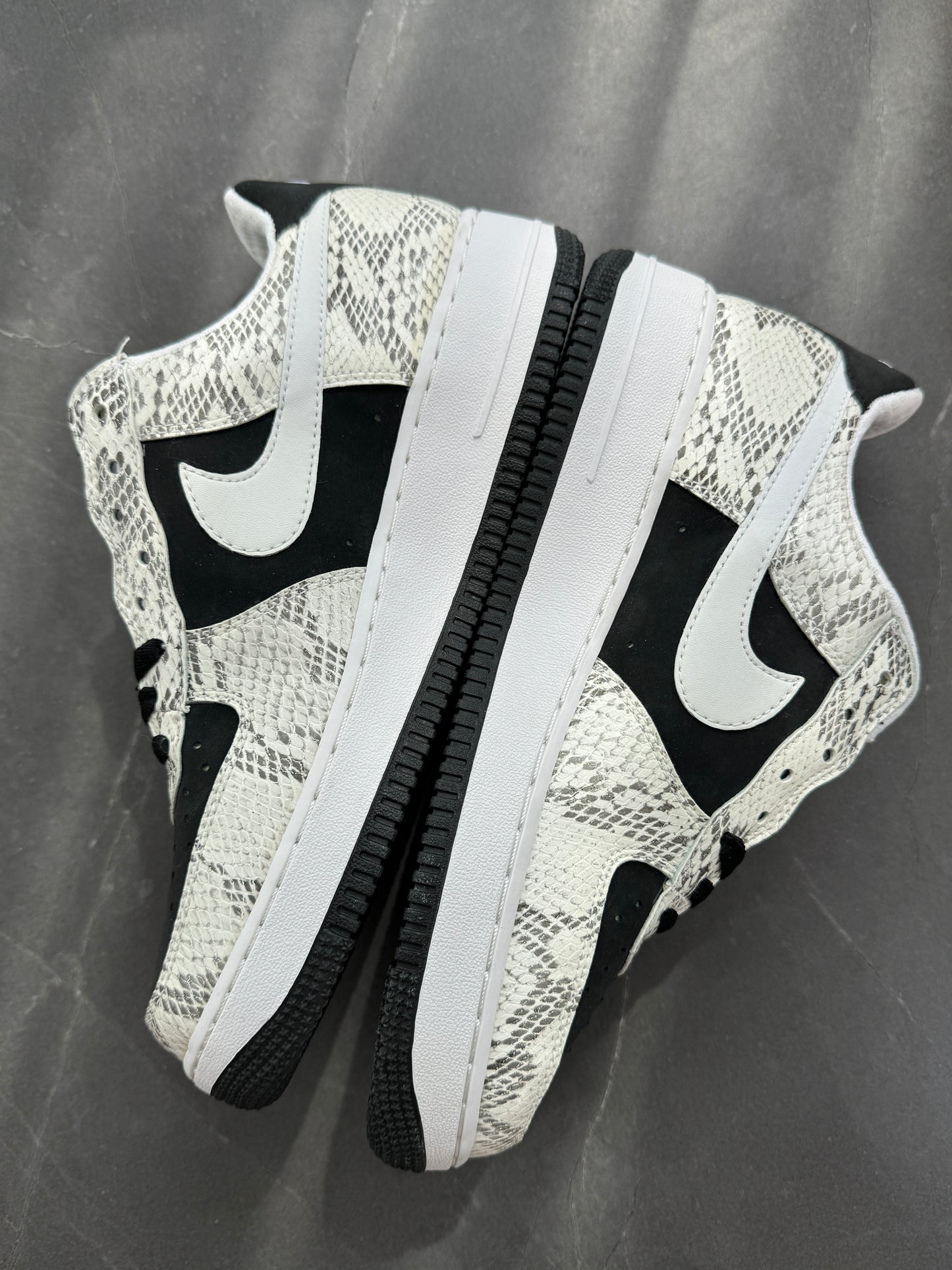 Air Force 1 Low Premium Snakeskin Cocoa 2006