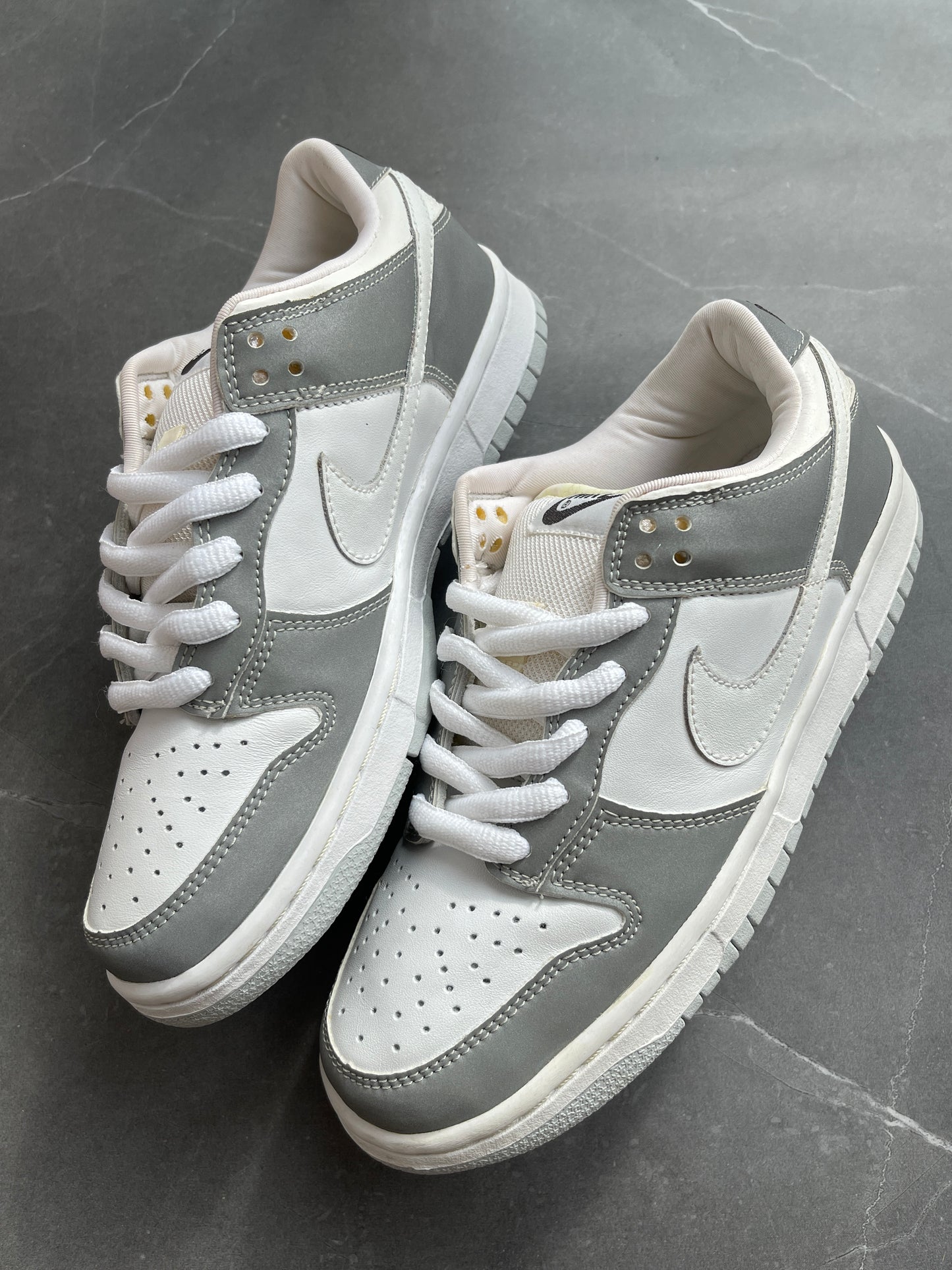 Dunk Low Pro B 3M White 2002