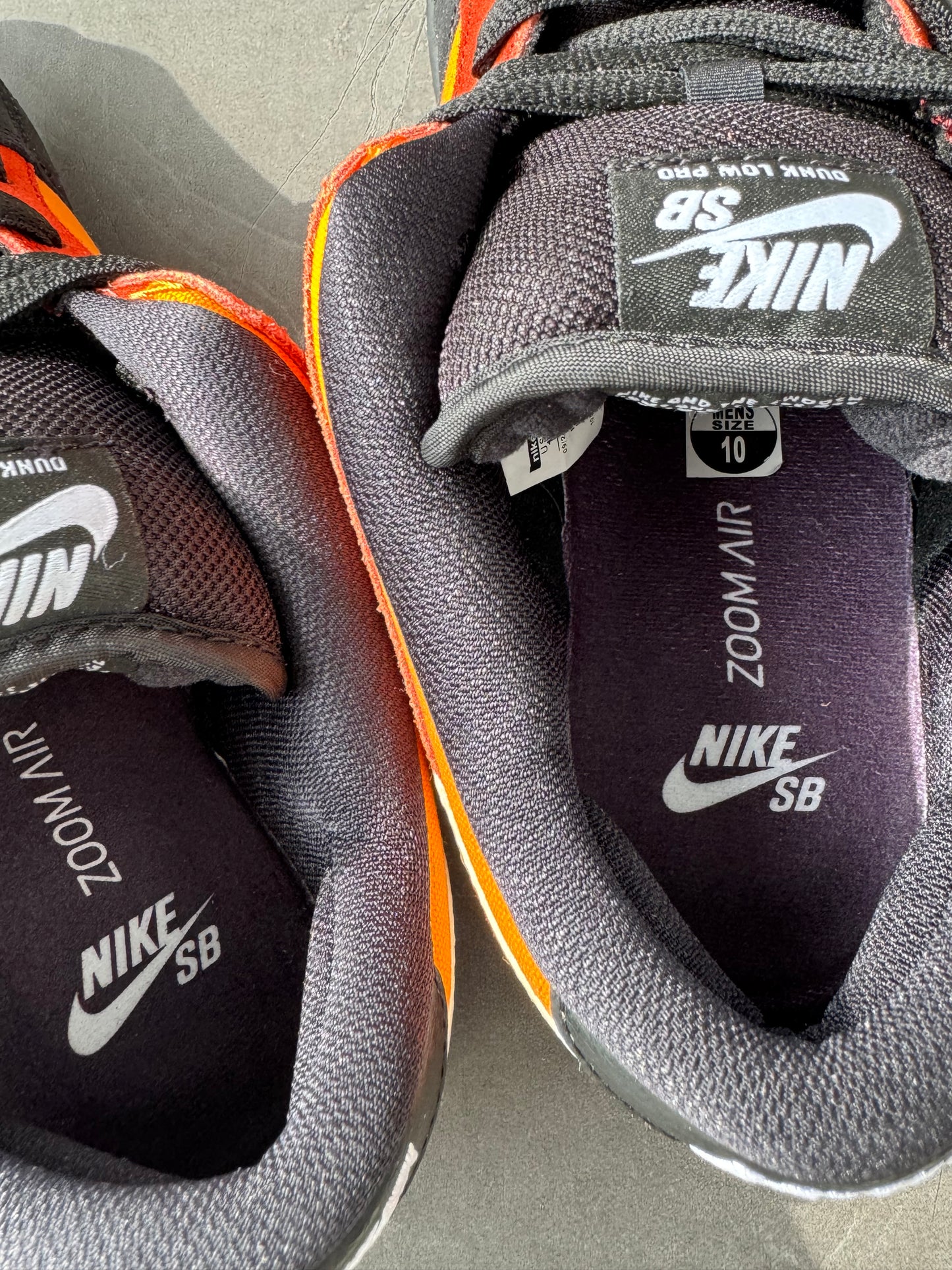 Dunk Low Pro SB Un-Raygun 2015