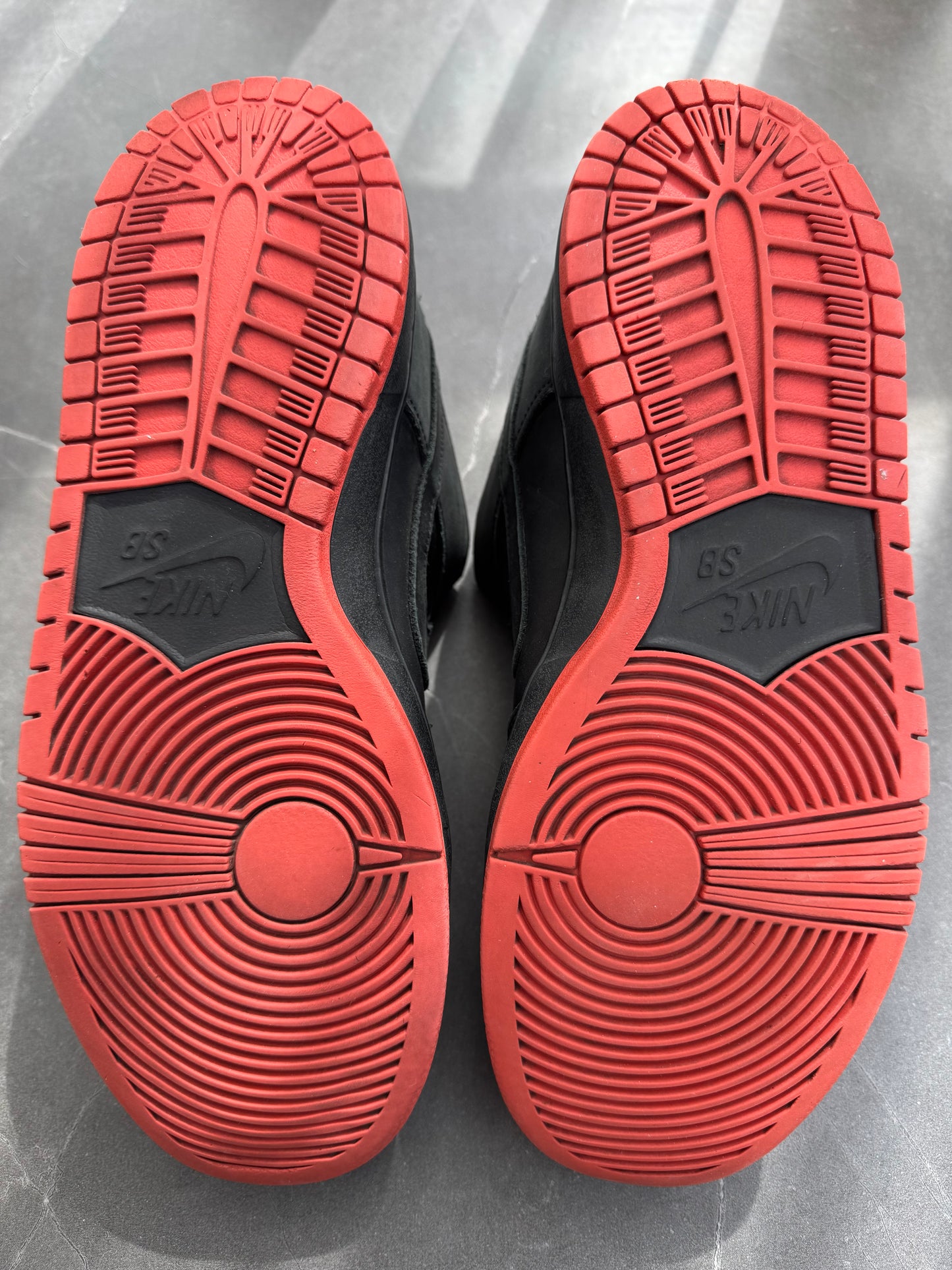 Dunk Low Pro SB Black Pigeon 2017 US10