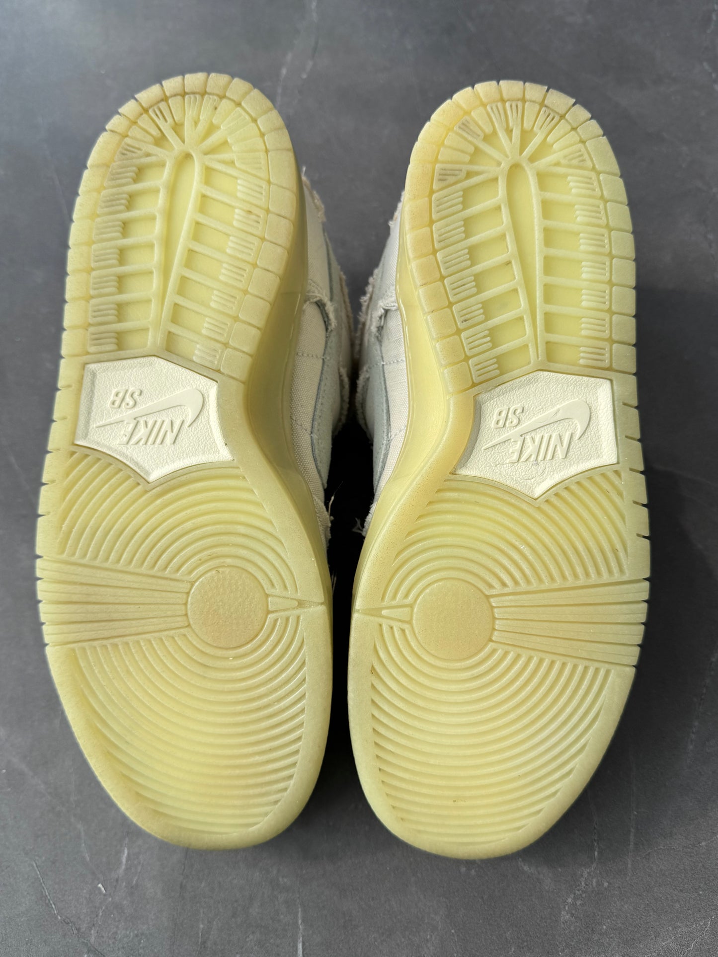 Dunk Low Pro SB Mummy US9