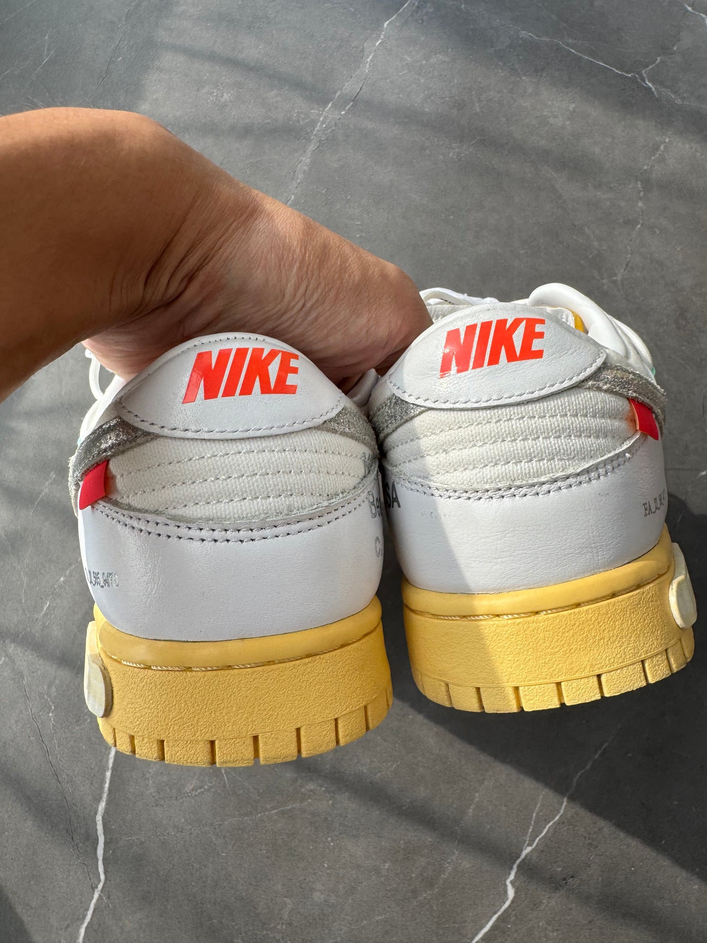 Dunk Low Off-White Lot1 US10.5