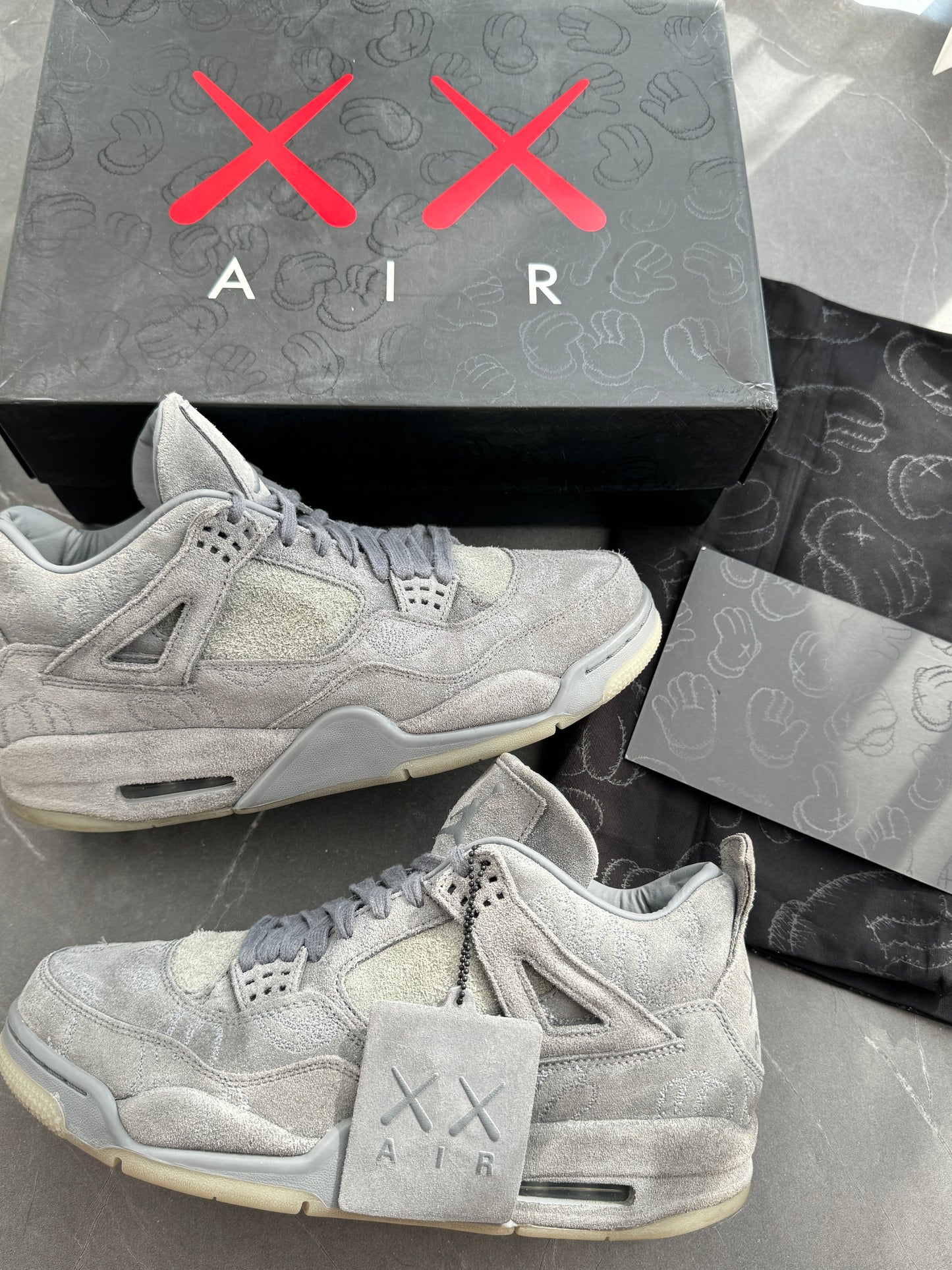 Air Jordan 4 Kaws Grey US10.5