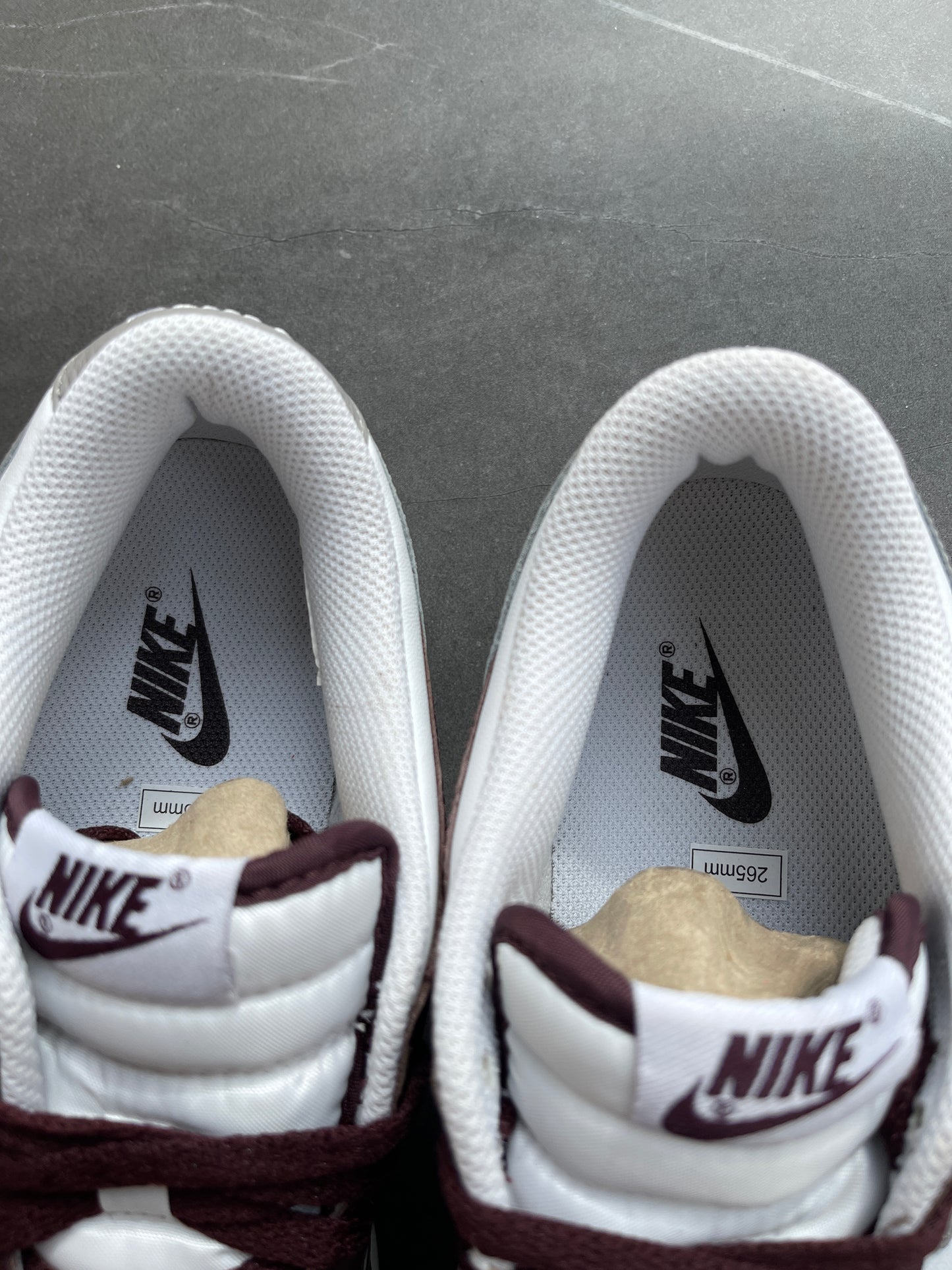 Dunk Low Deep Burgundy Sliver 2011