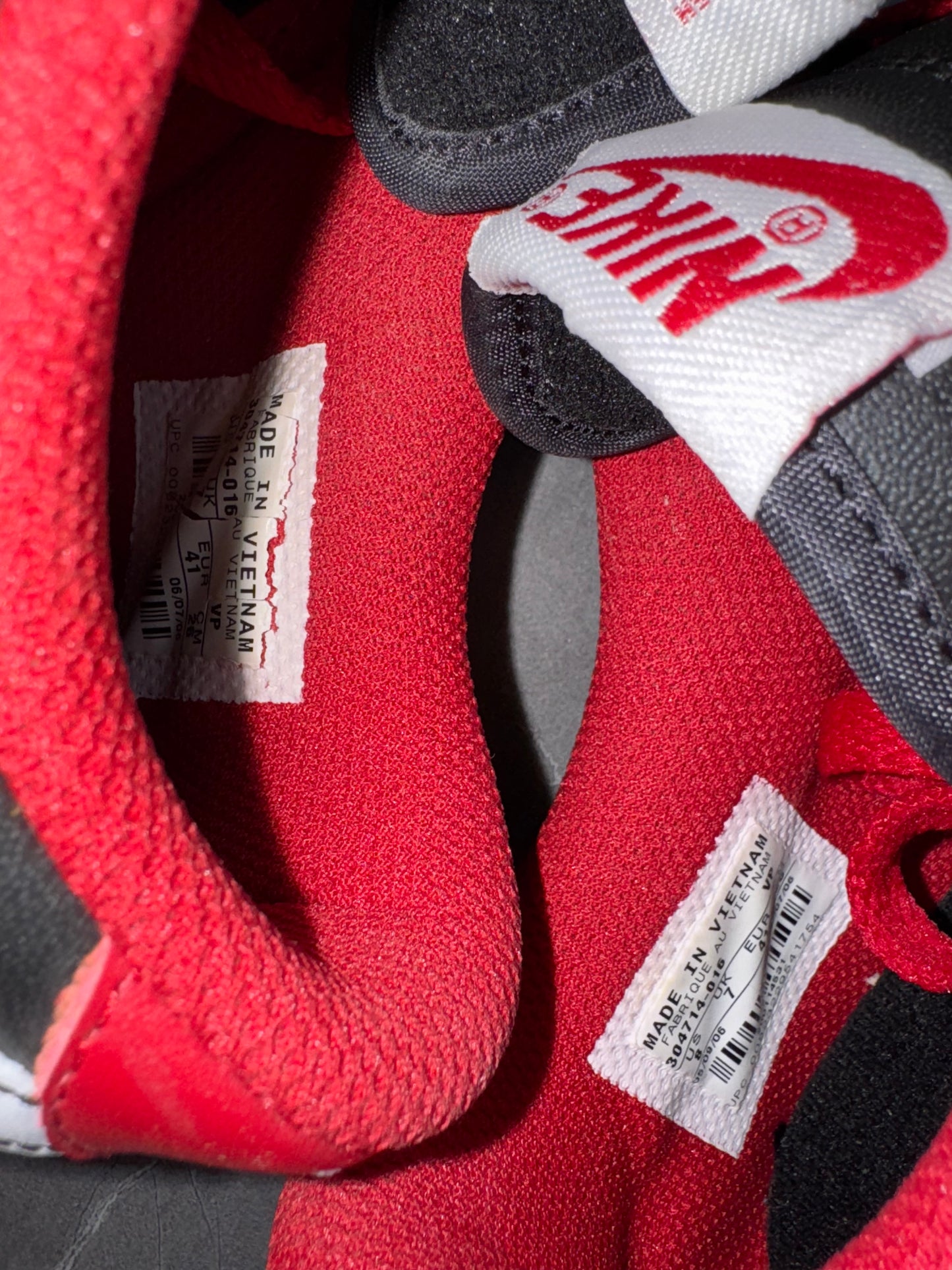 Dunk Low CL Black White Varsity Red 2006