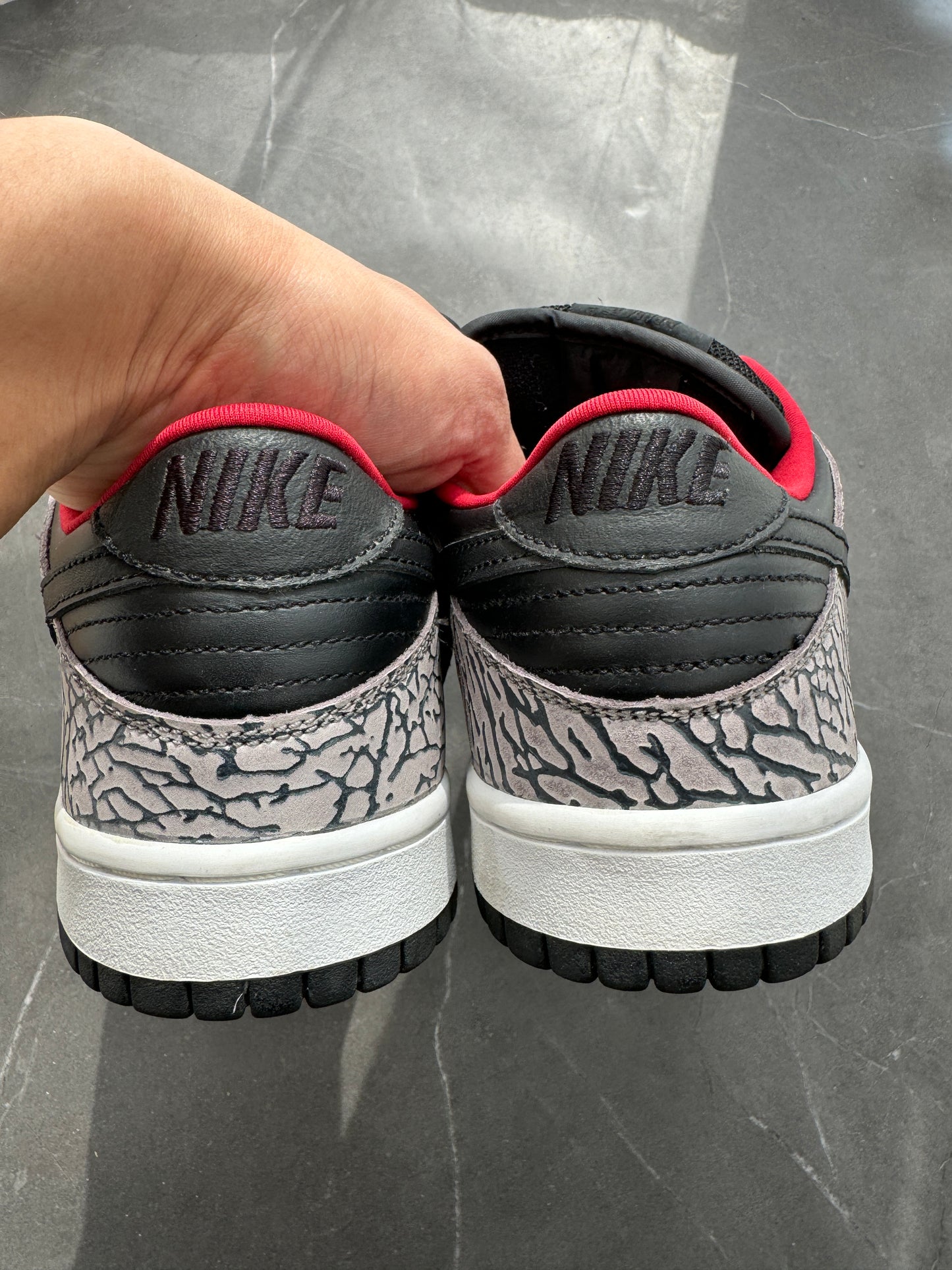 Dunk Low Pro SB Supreme Black Cement 2002 US9