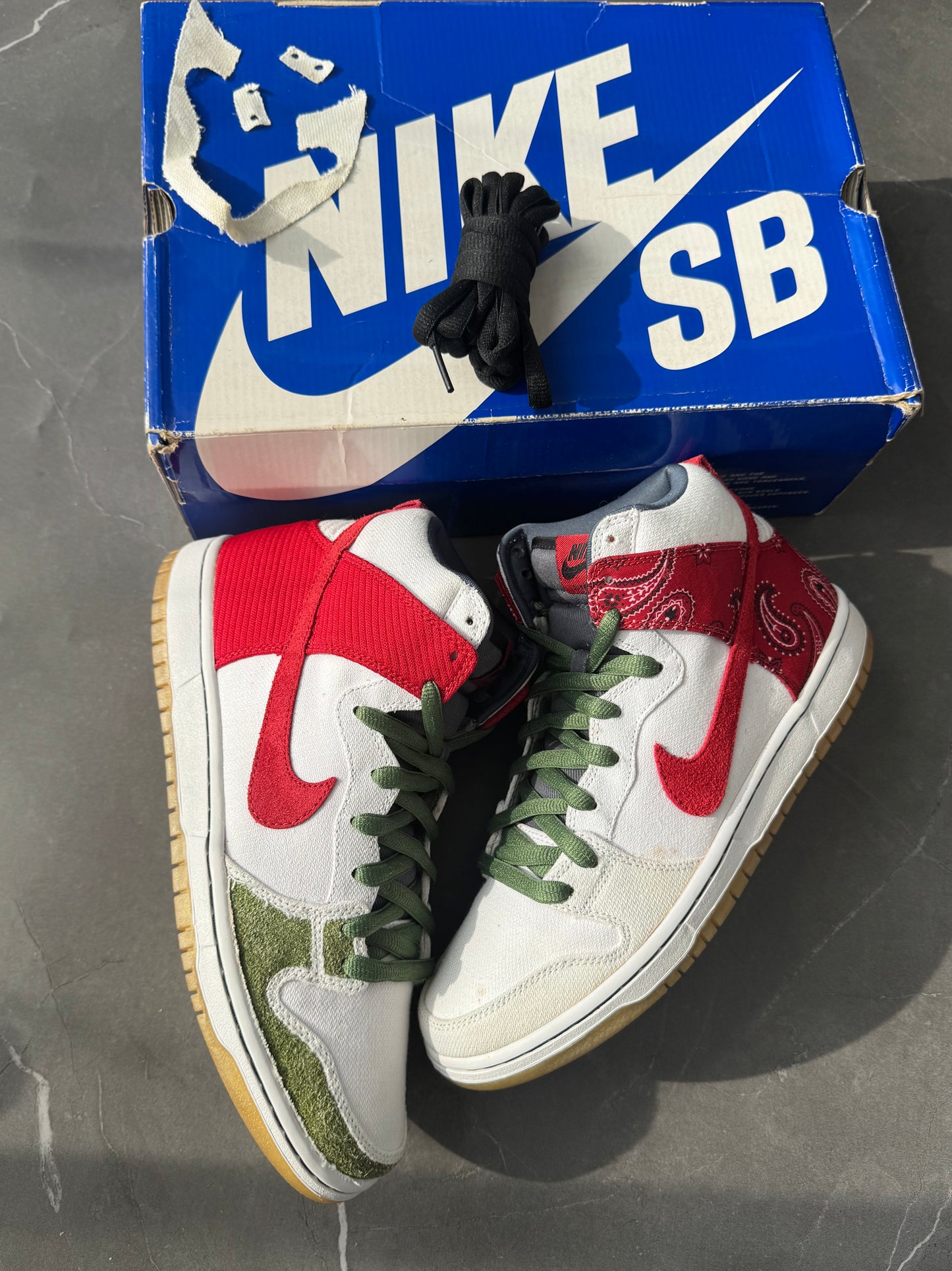 Dunk High Pro SB Cheech & Chong 2011 US9