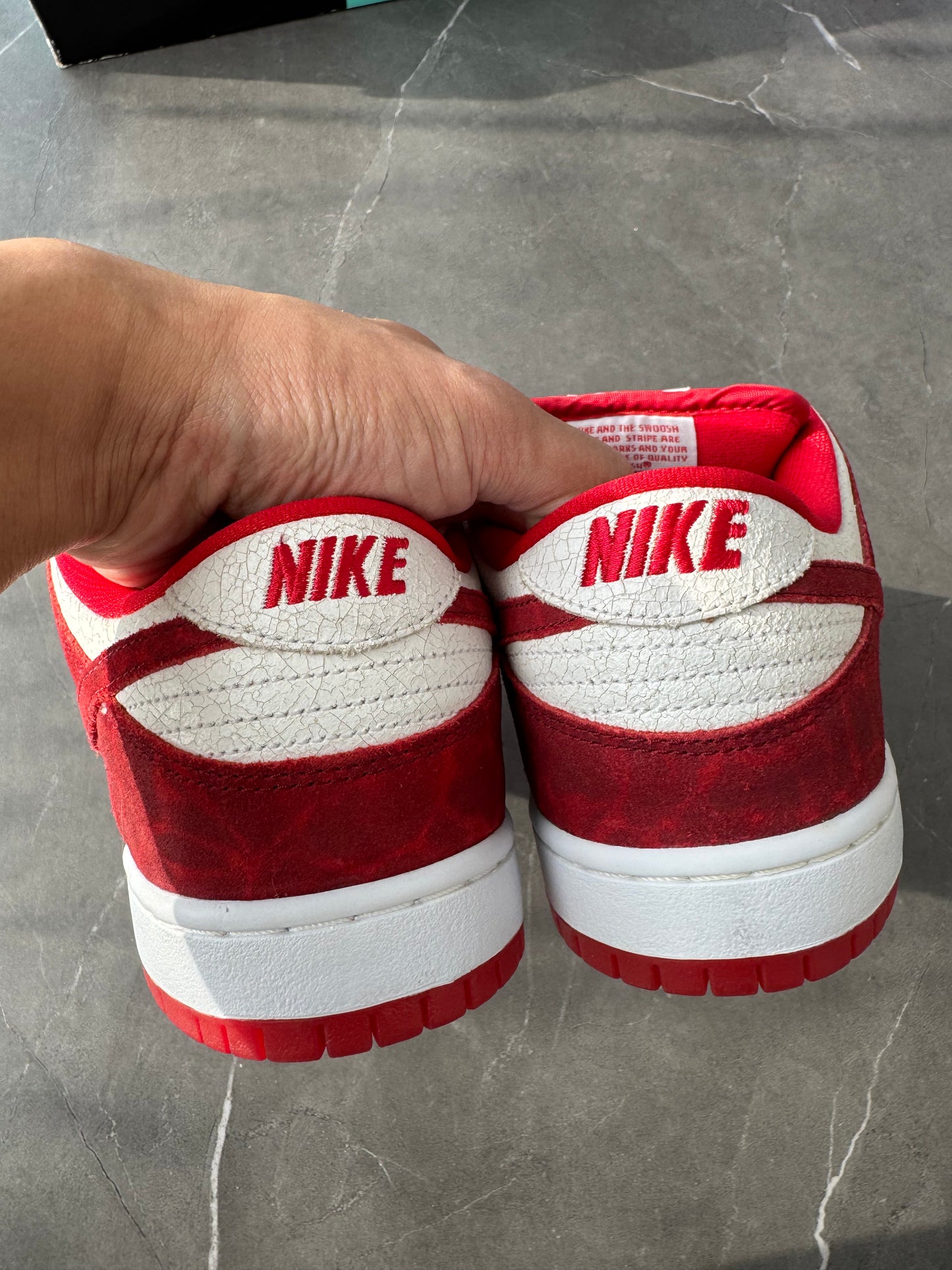 Dunk Low Premium SB Valentines Day 2013