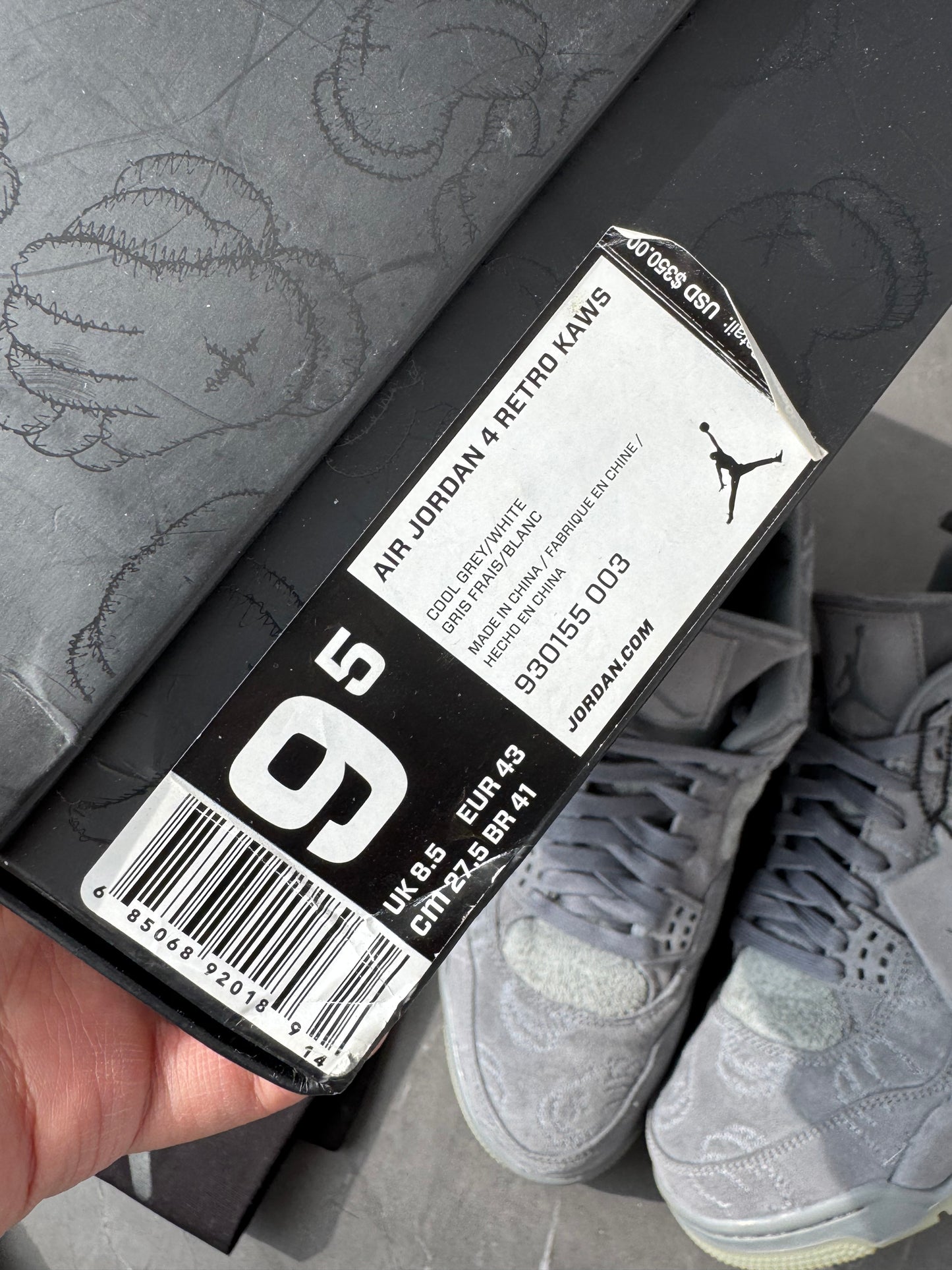 Air Jordan 4 Kaws Grey US9.5 2️⃣