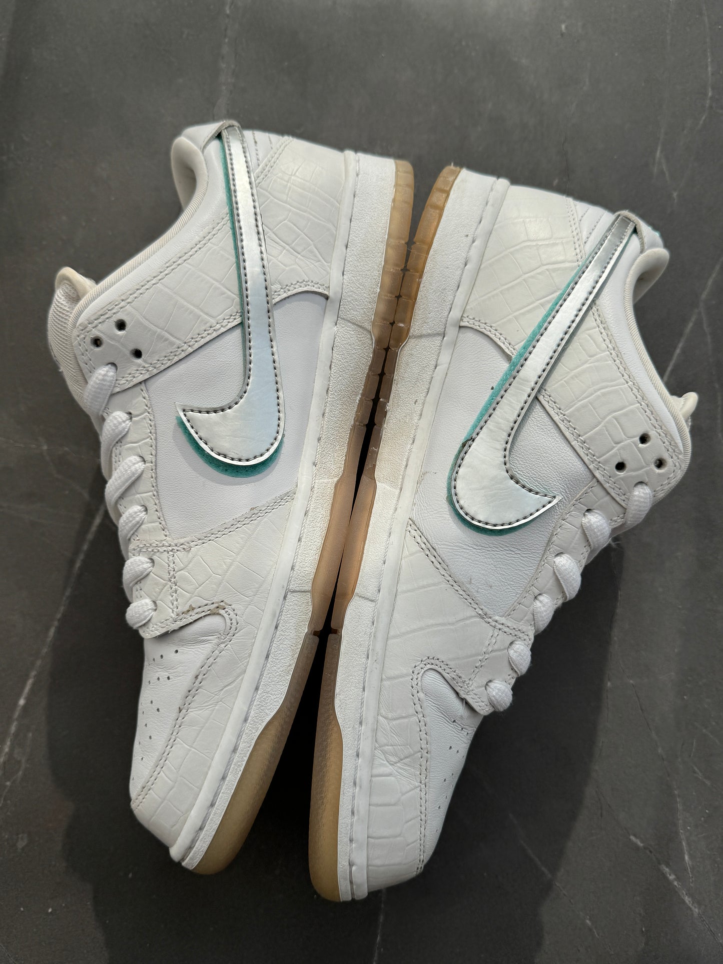 Dunk Low Pro SB White Diamond