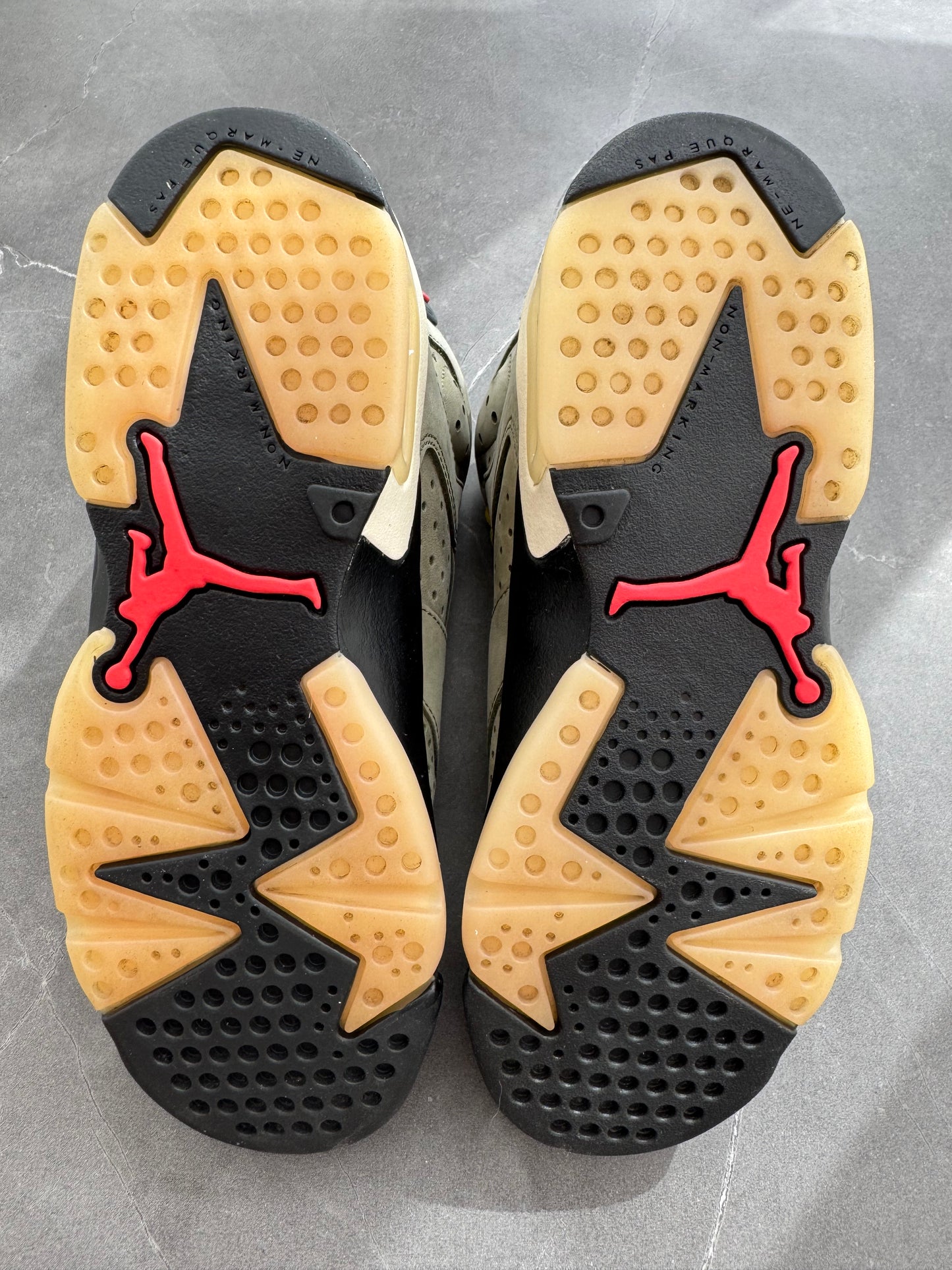 Air Jordan 6 Travis Scott Olive US4