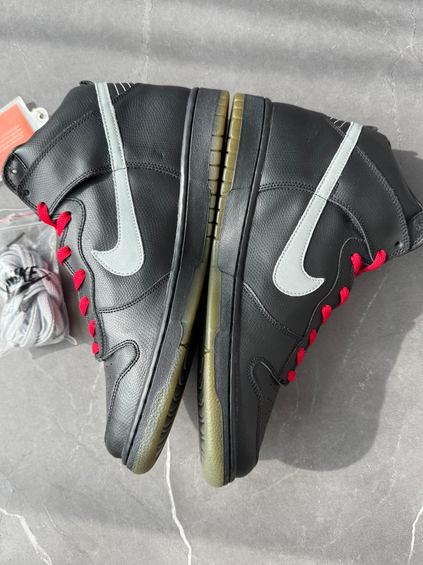Dunk High NERD Pharrell