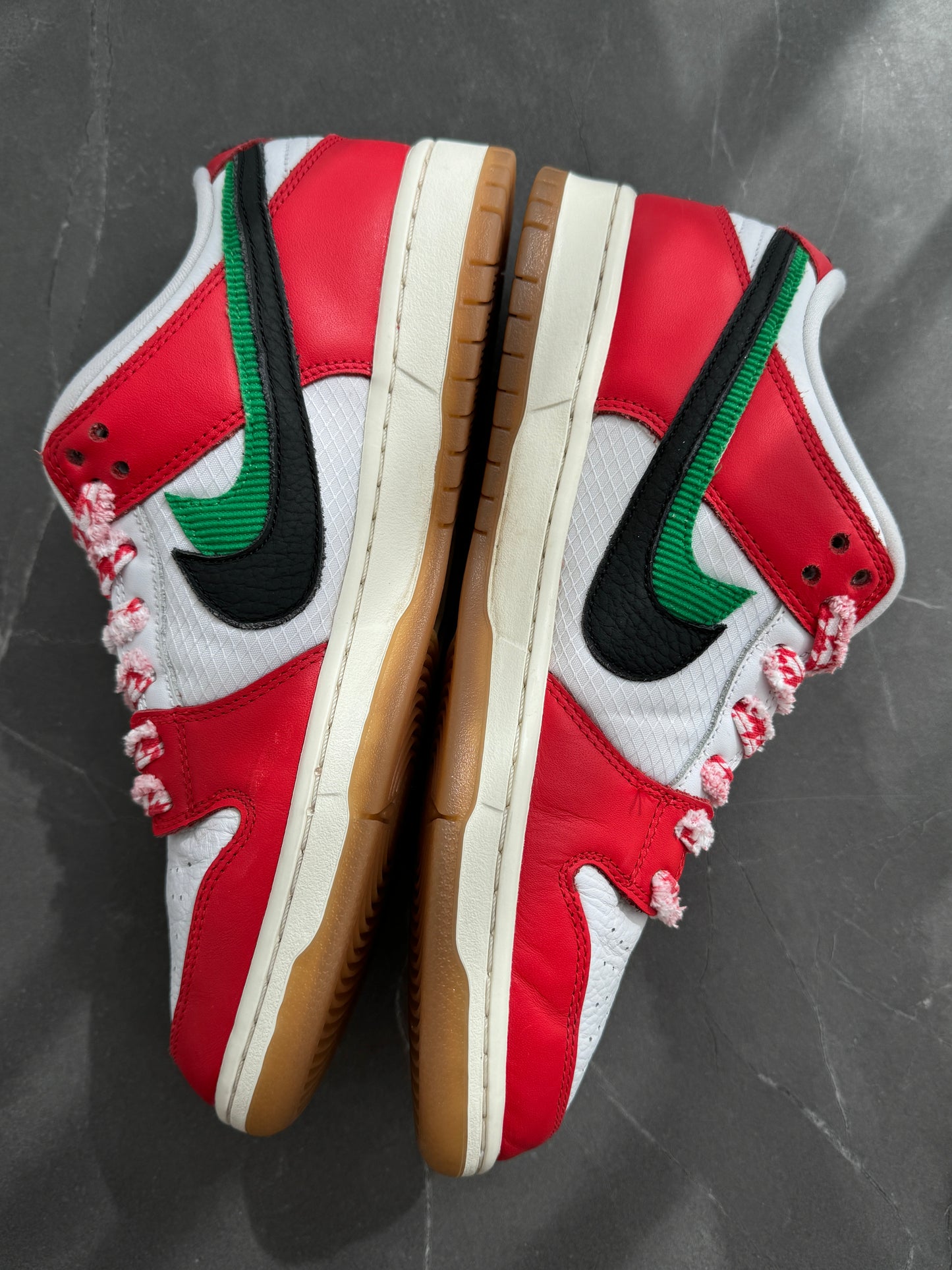 Dunk Low Pro SB Habibi Frame Skate Habibi