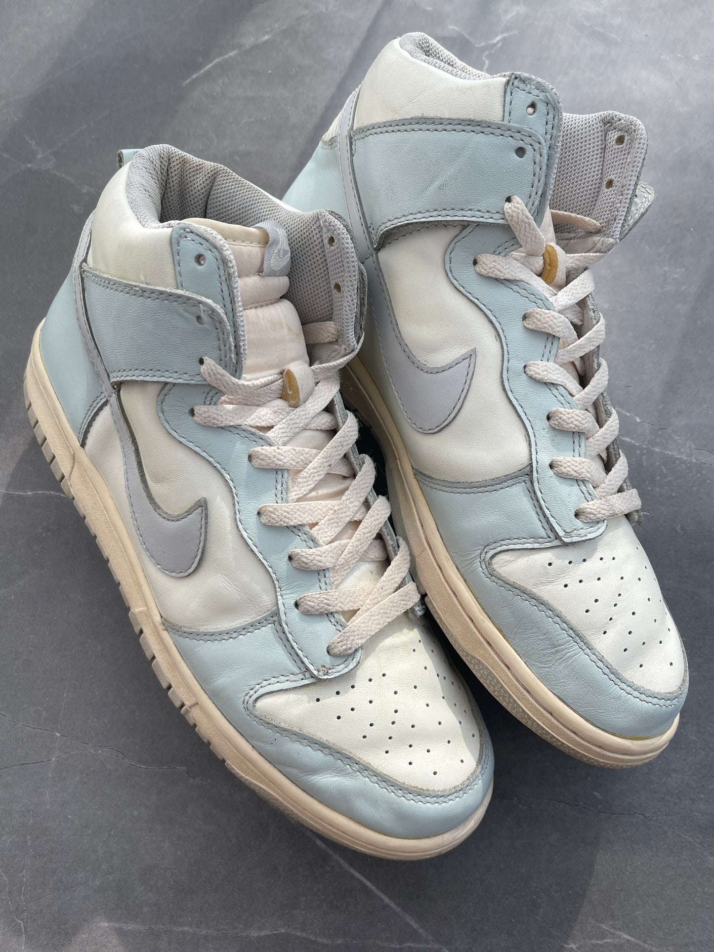 Dunk High VNTG Pack Neutural Grey Sail 2008