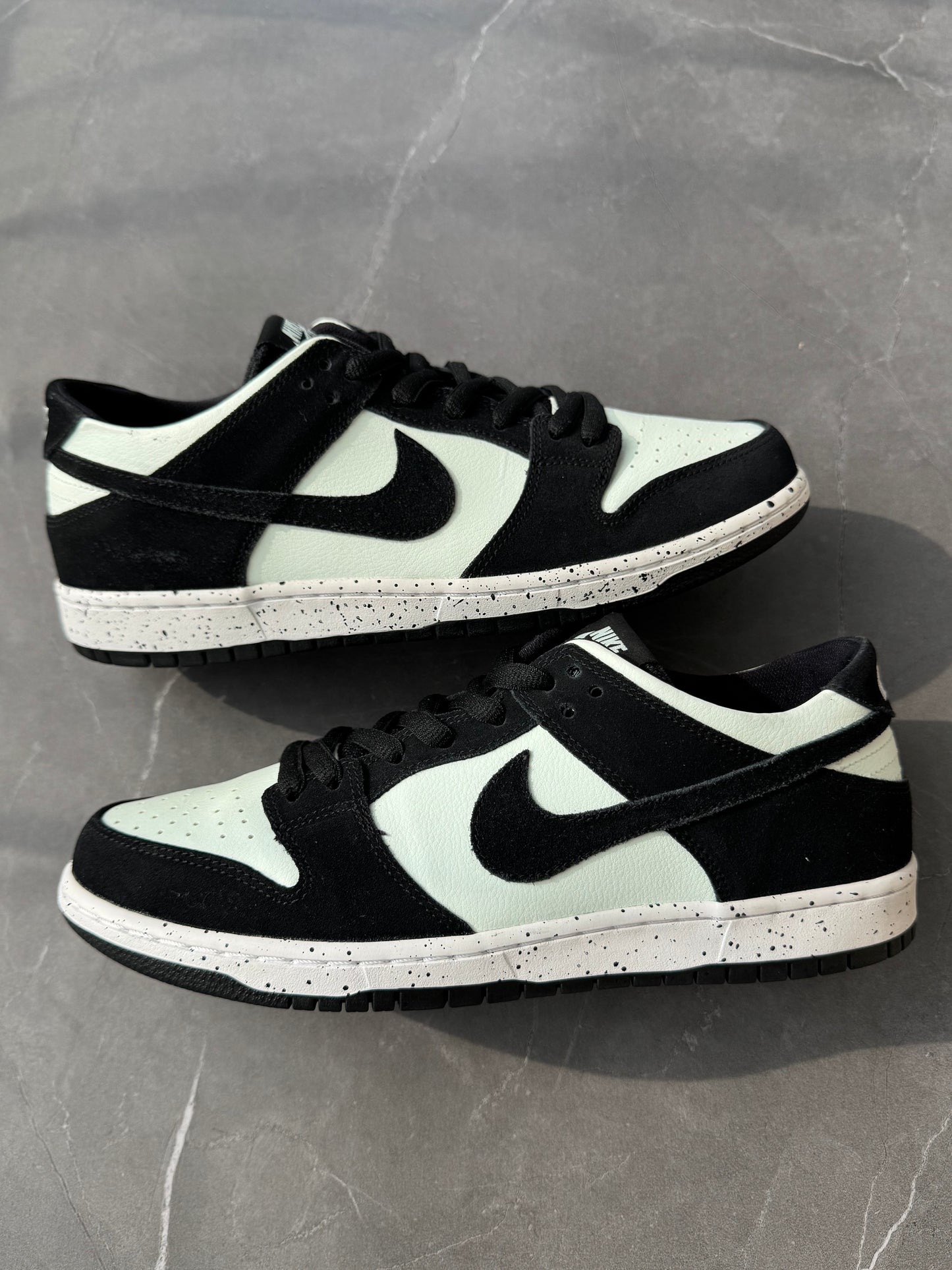 Dunk Low Pro SB Barely Green 2017