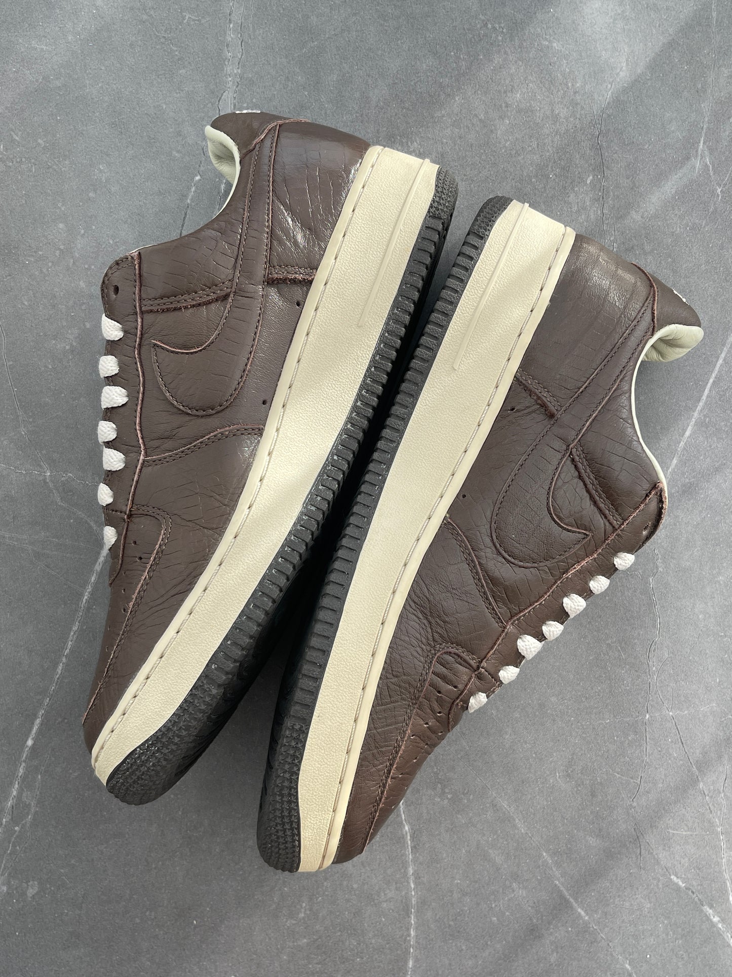 Air Force 1 Low HTM Baroque Brown "Friends & Family" 2004