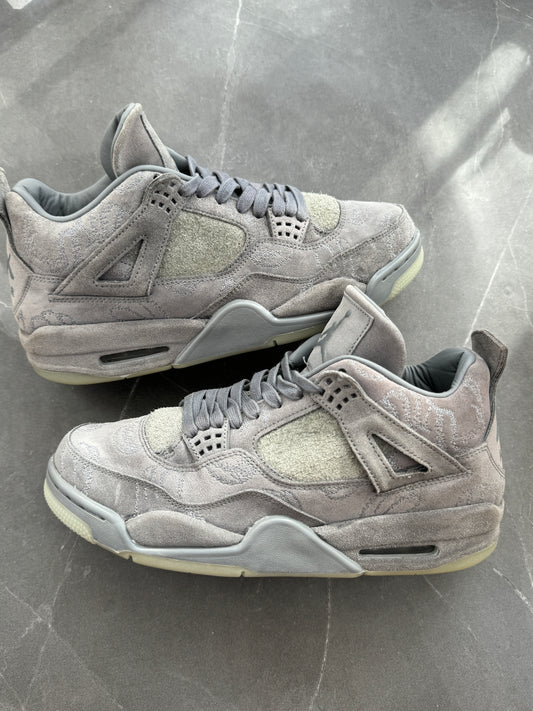 Air Jordan 4 Kaws Grey