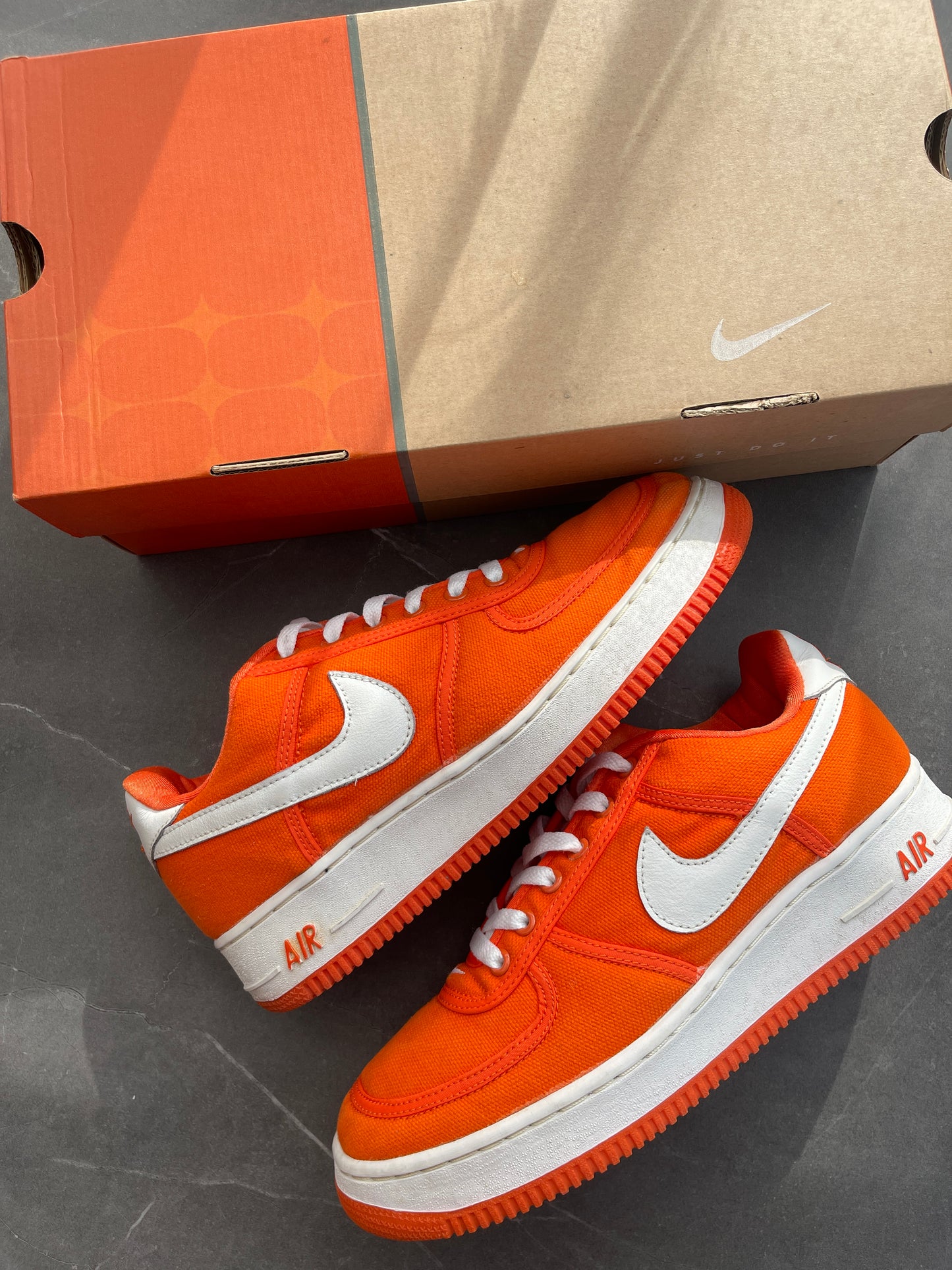 Air Force 1 Low Canvas Safety Orange