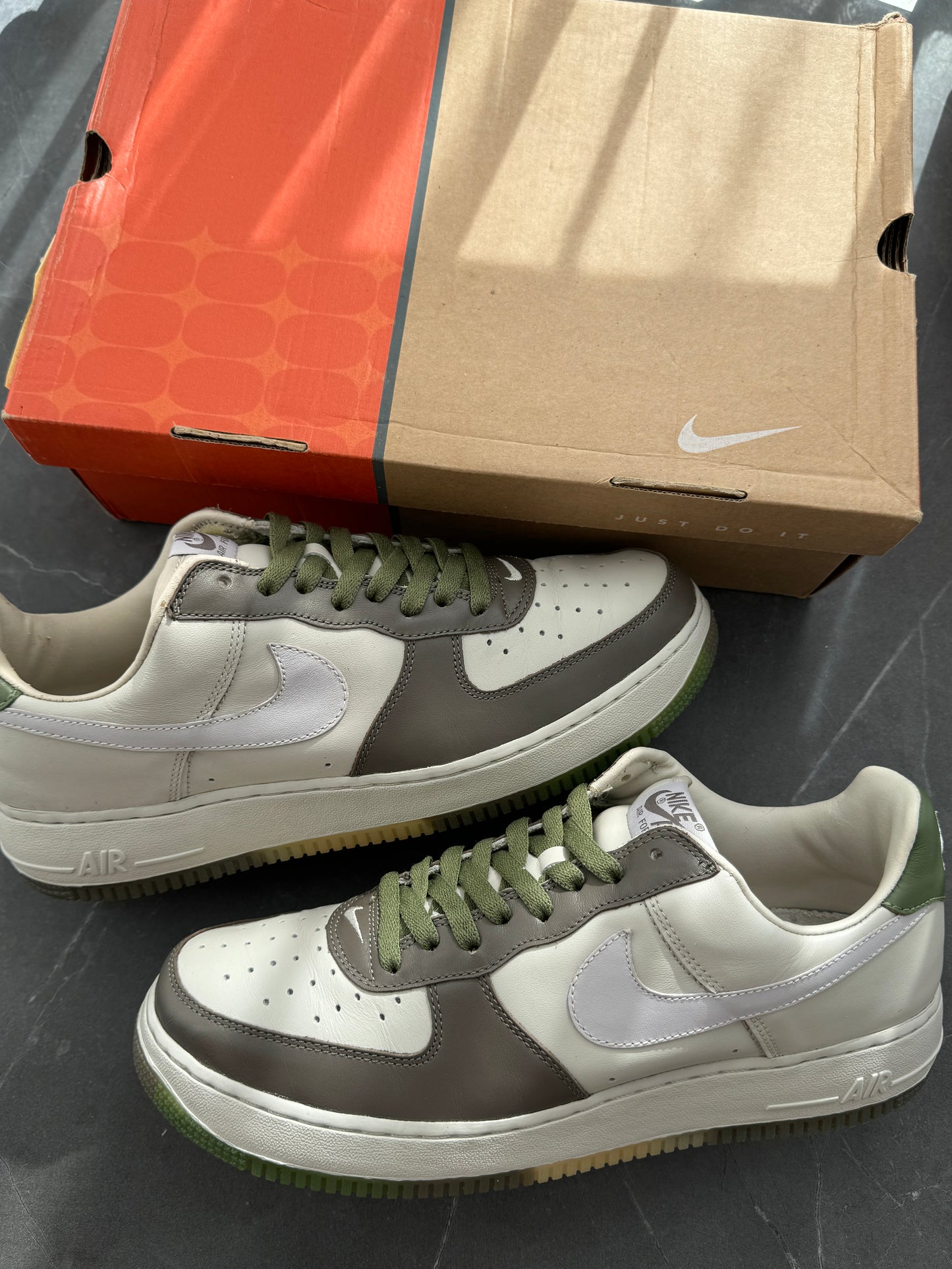 WMNS Air Force 1 Low Olive 2005