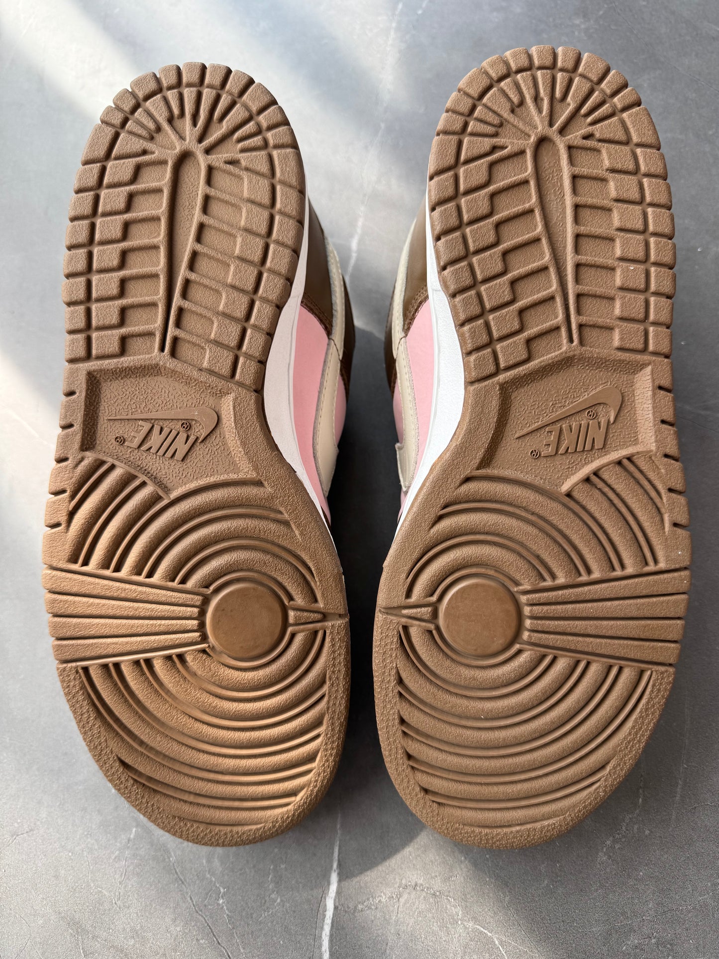 Dunk Low Pro SB Stussy Cherry US8 DS