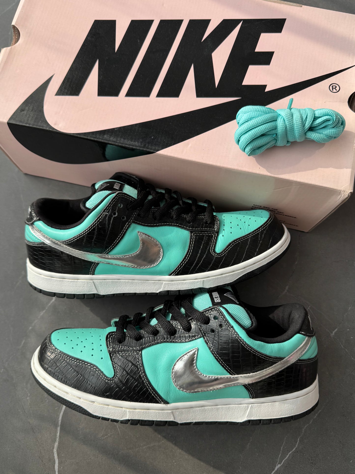 Dunk Low Pro SB Tiffany Diamond US10.5