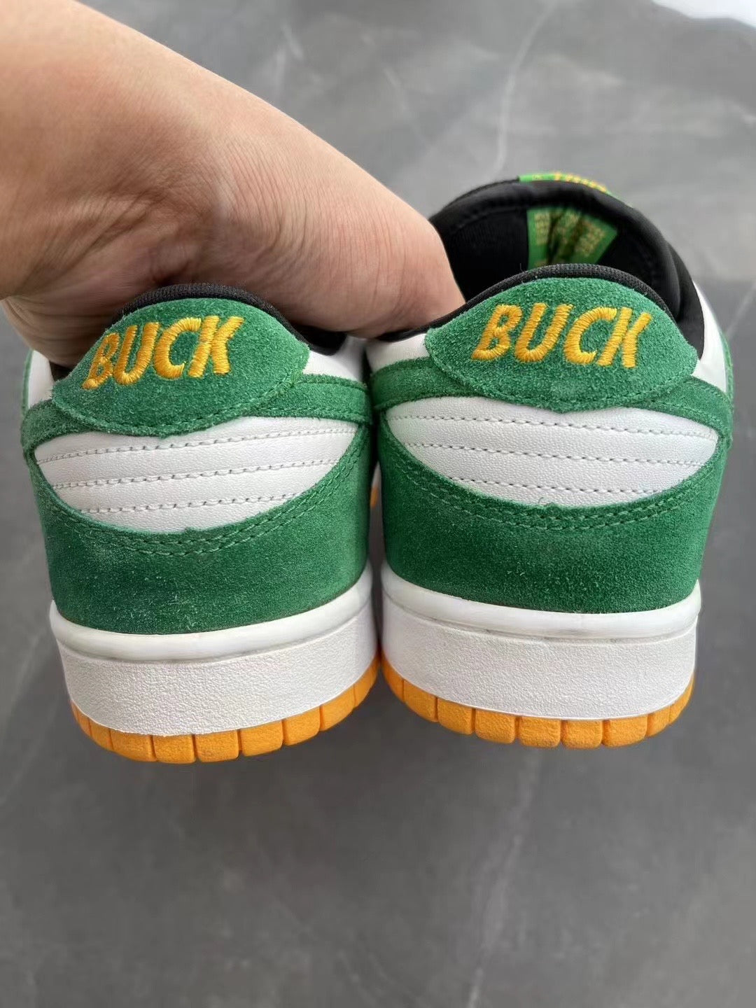 Dunk Low Pro SB Buck 2003 US9