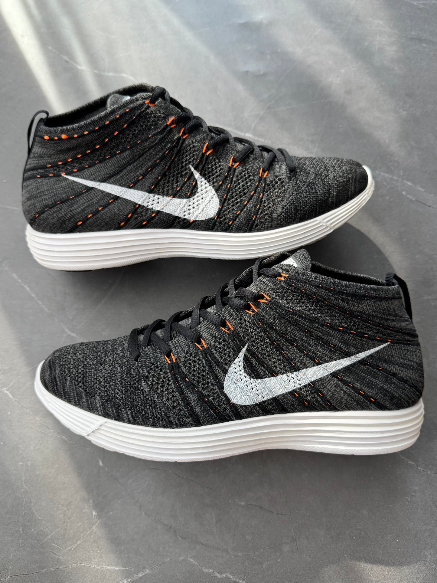 Nike Lunar Chukka Flyknit Midnight Fog Total Orange