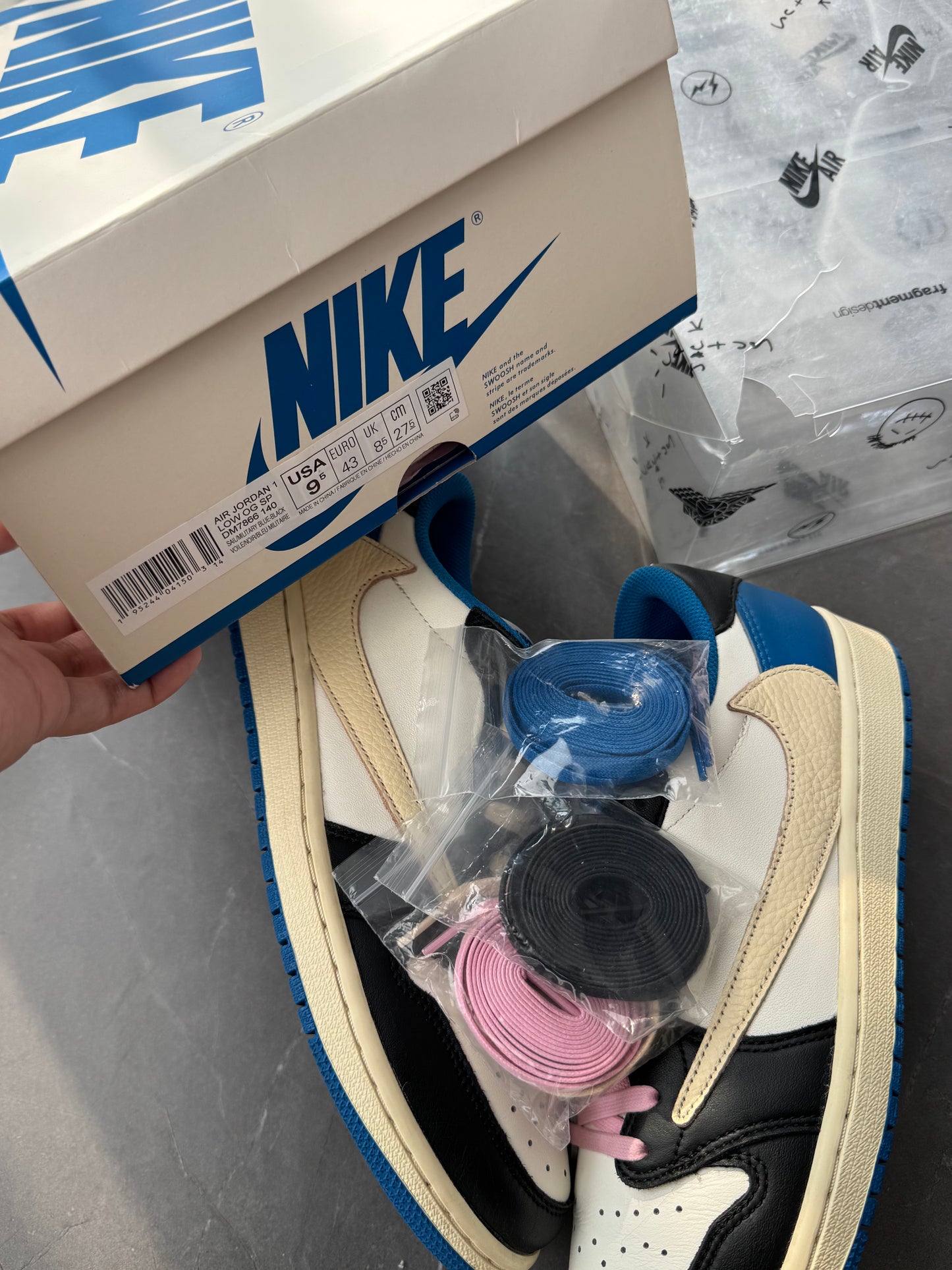 Air Jordan 1 Low Travis Scott Fragment Design US9.5