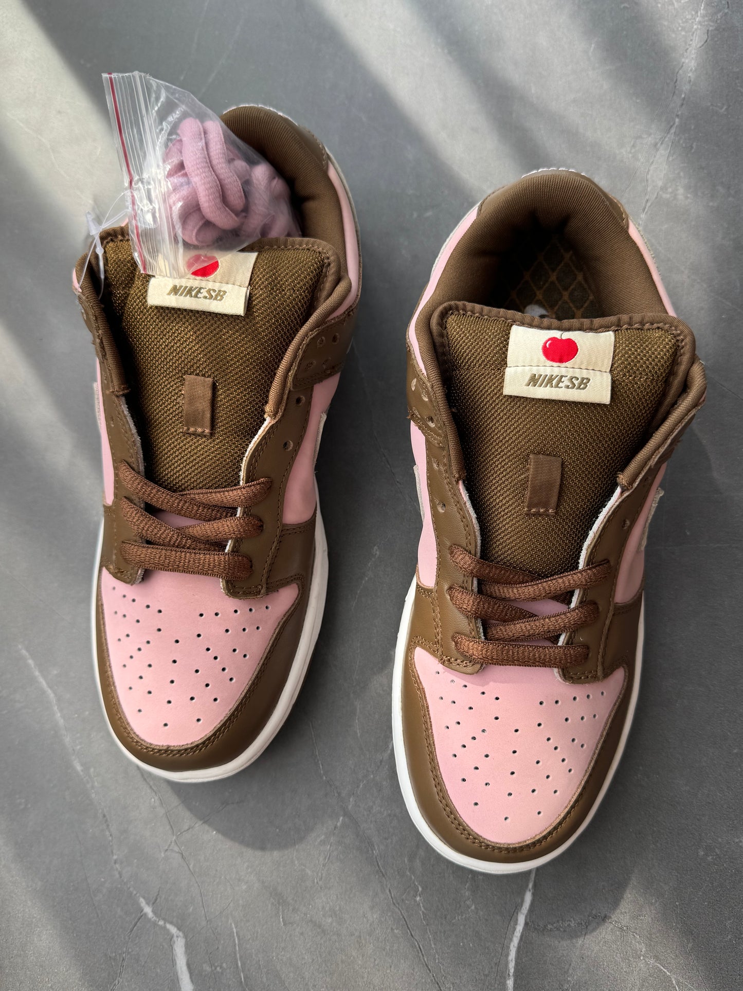 Dunk Low Pro SB Stussy Cherry US8 DS