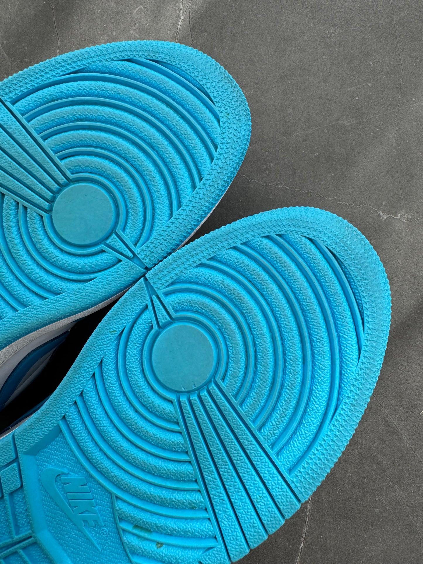 Air Jordan 1 Low SB UNC US8