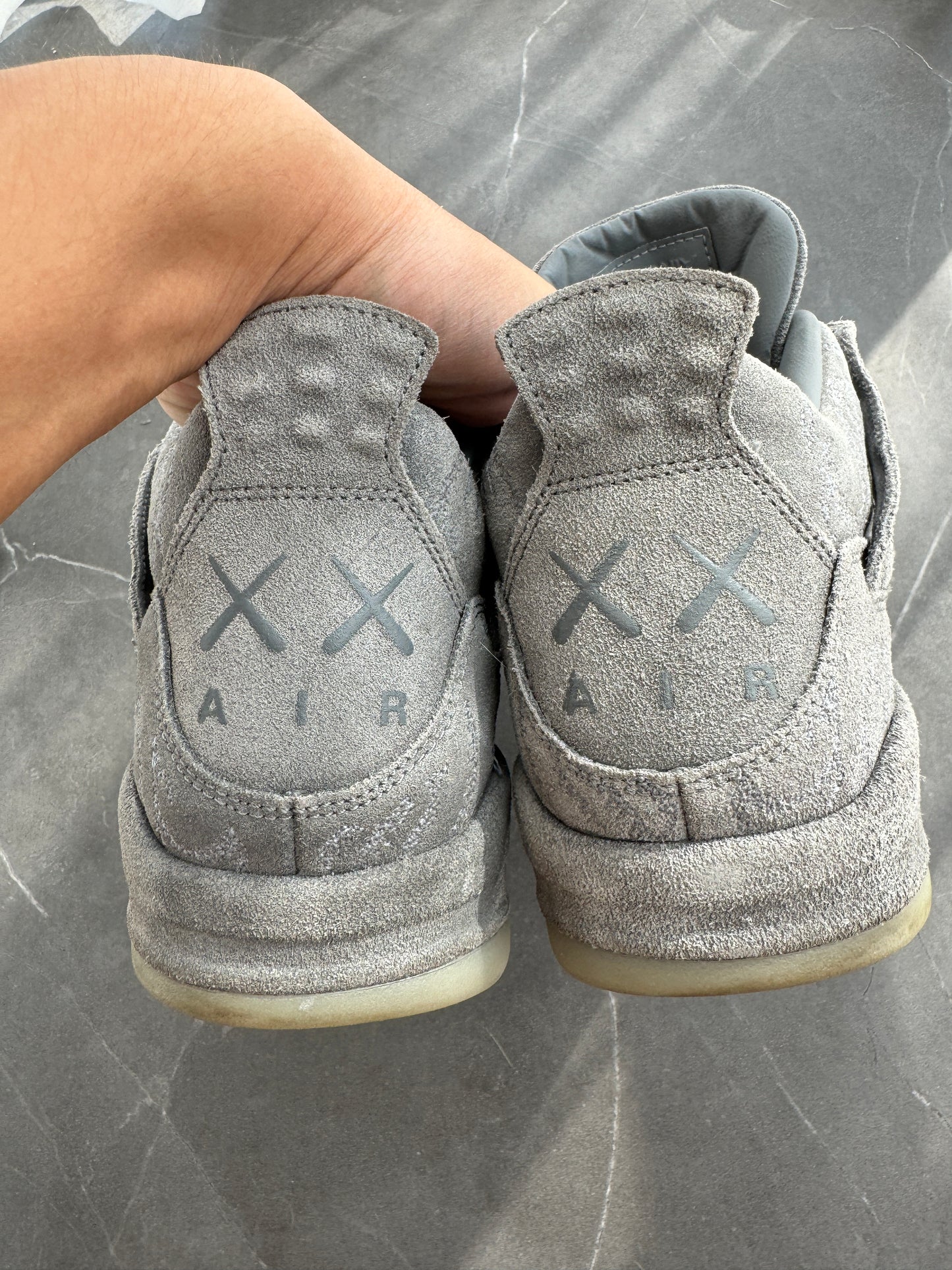 Air Jordan 4 Kaws Grey US10.5