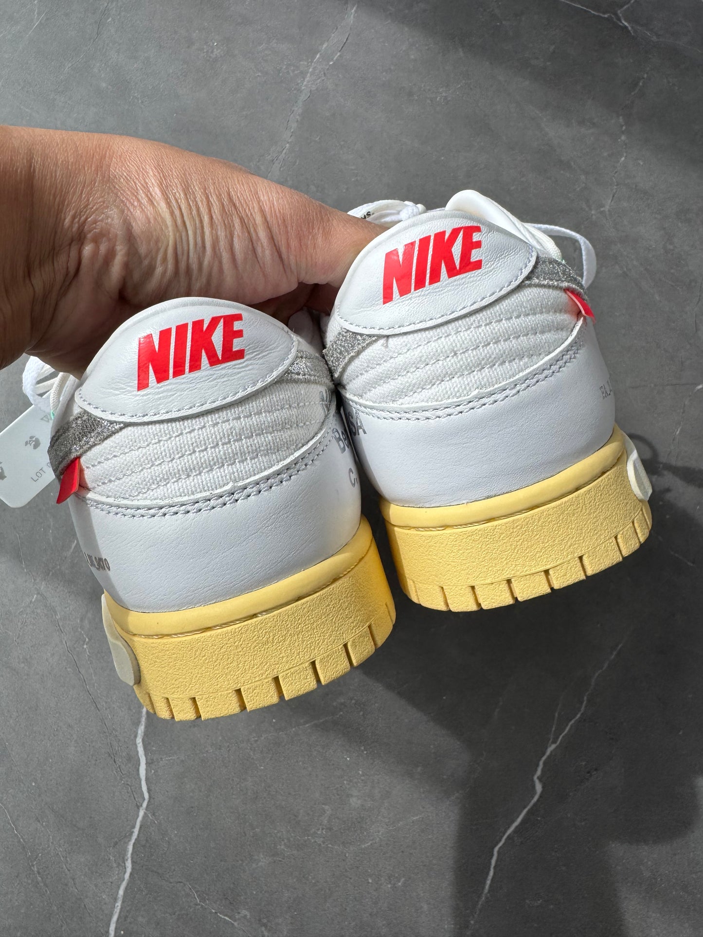 Dunk Low Off-White Lot1 US11