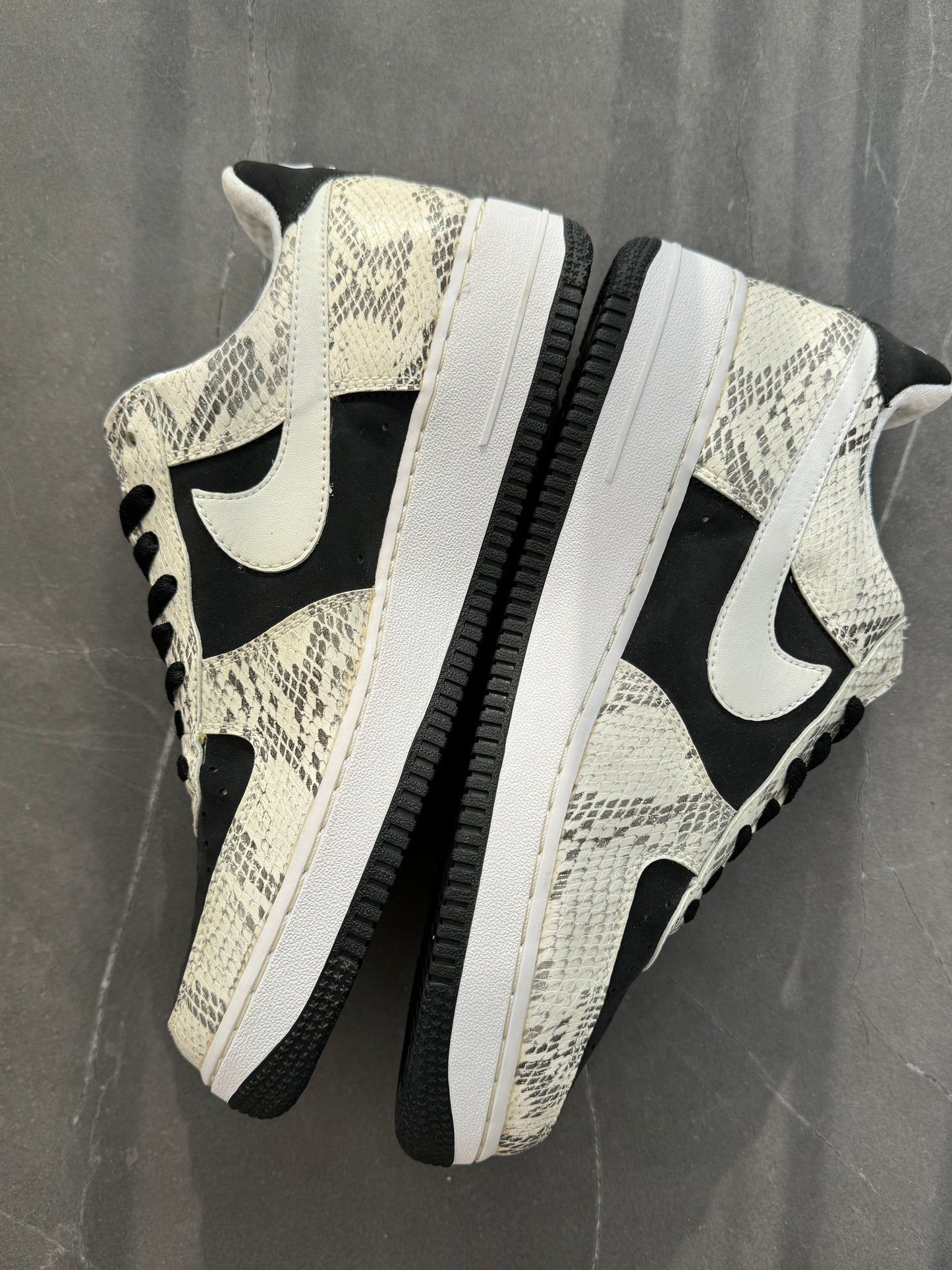 Air Force 1 Low Premium Snakeskin Cocoa 2005