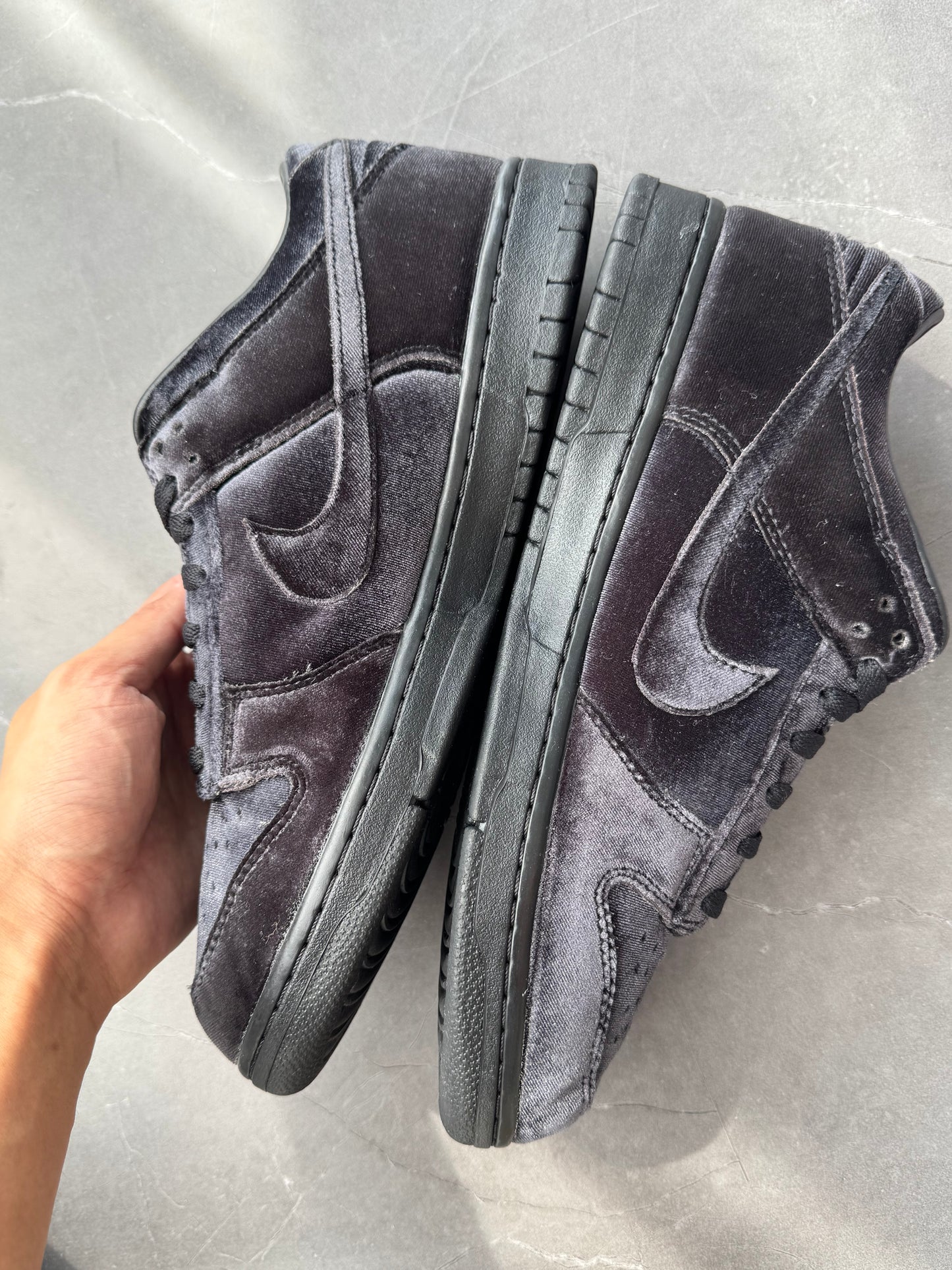 Dunk Low Dover Street Market Triple Black Velvet