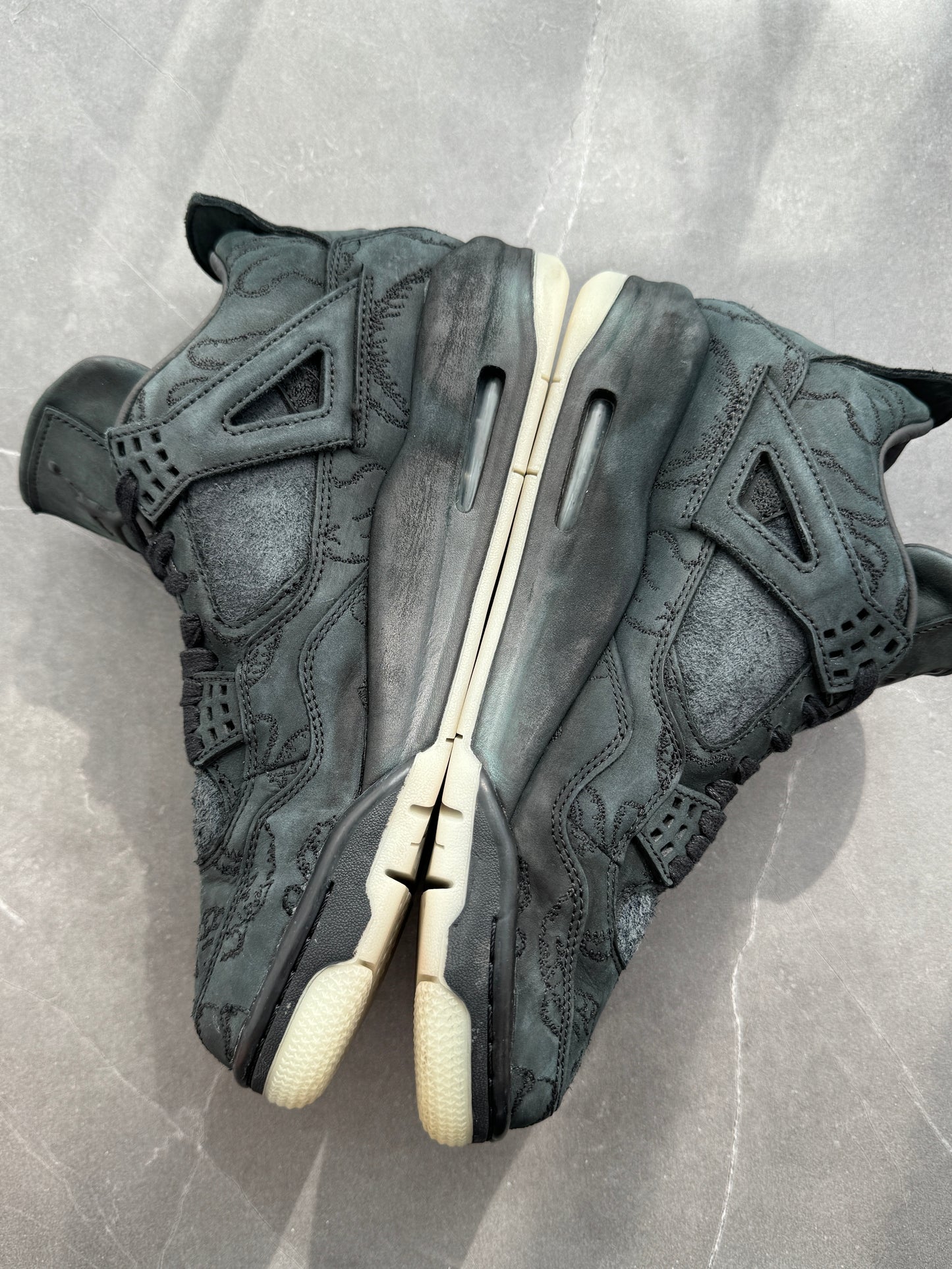 Air Jordan 4 Kaws Black US8